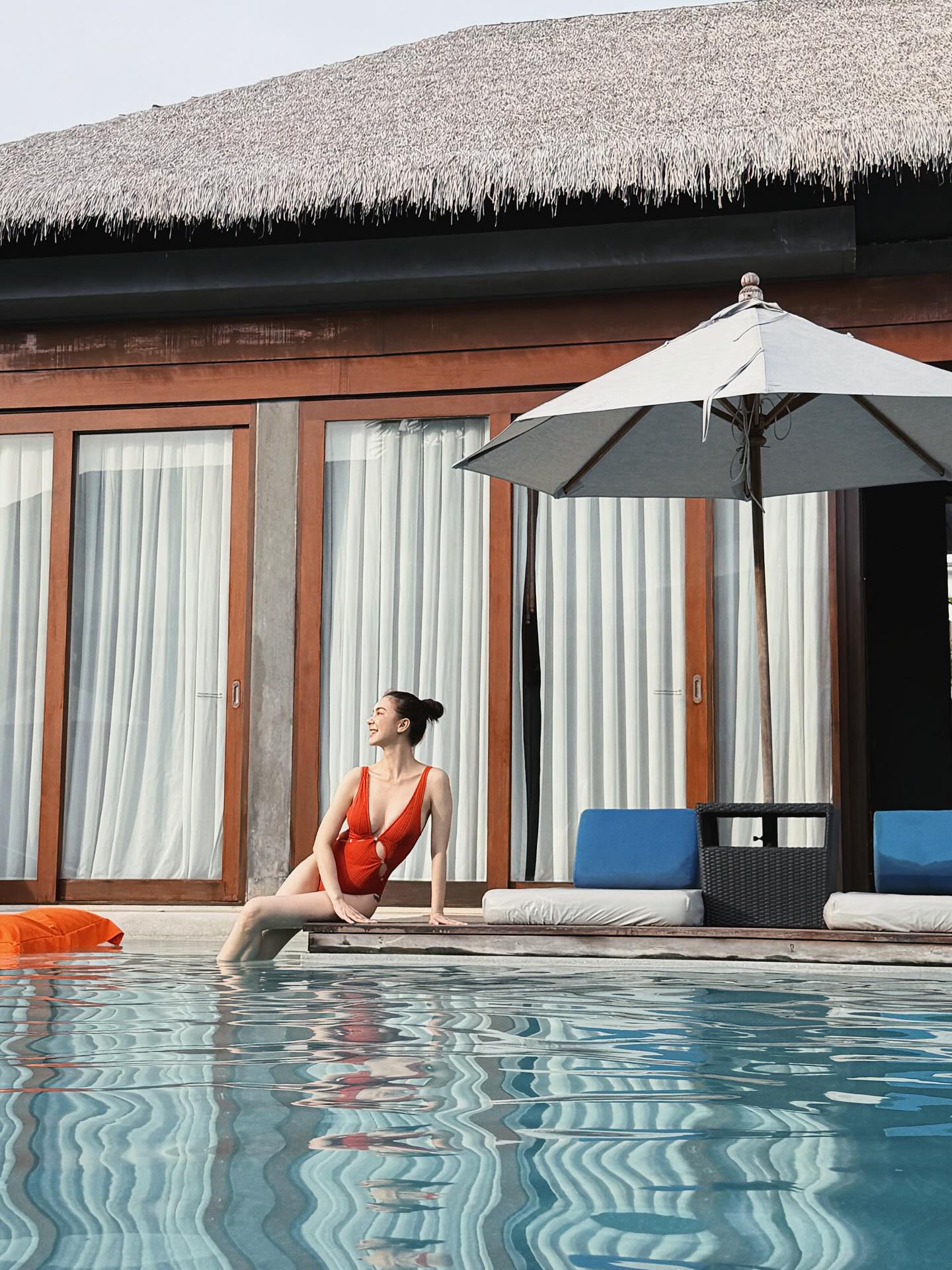 โบว์ - เบญจวรรณ อาร์ตเนอร์