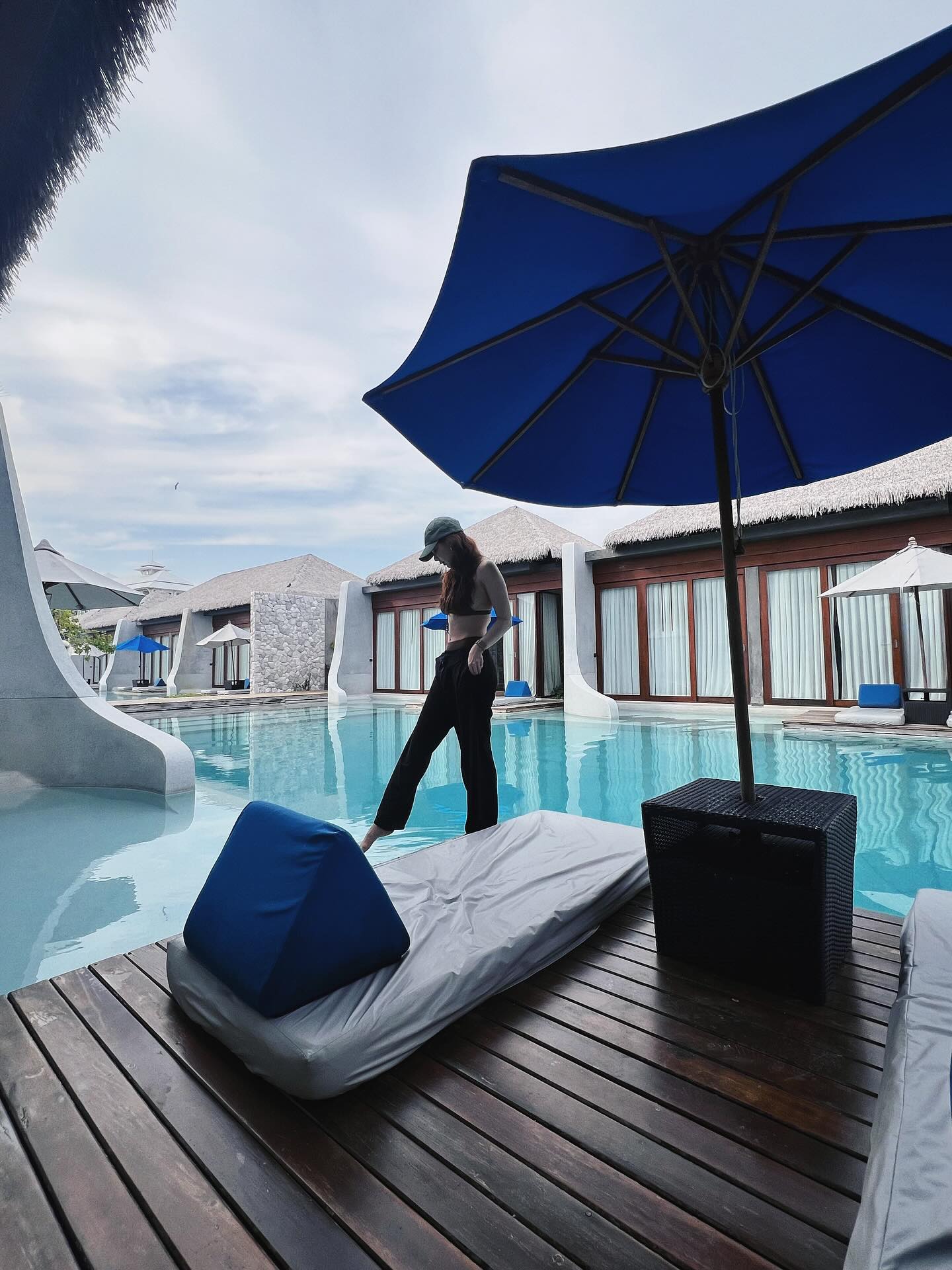 โบว์ - เบญจวรรณ อาร์ตเนอร์