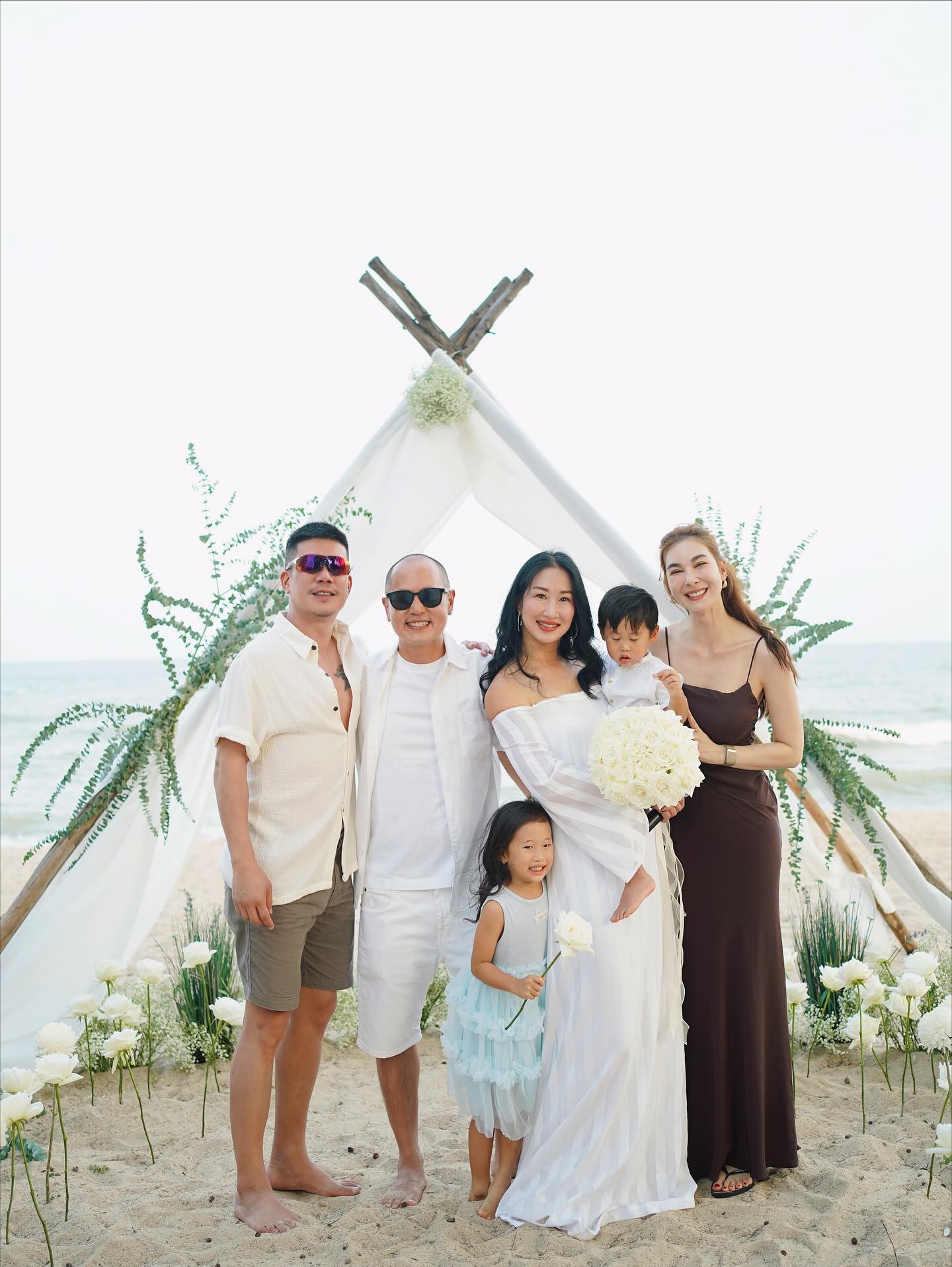 โบว์ - เบญจวรรณ อาร์ตเนอร์