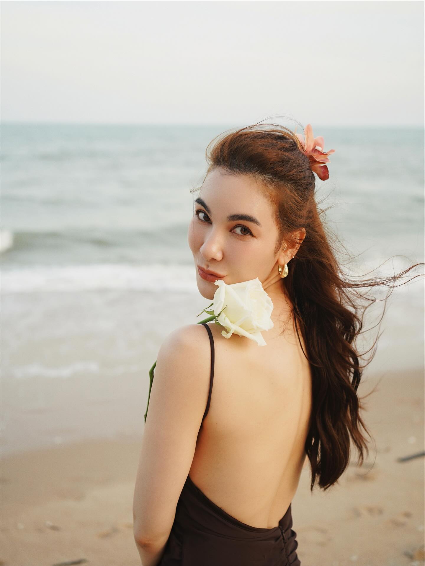 โบว์ - เบญจวรรณ อาร์ตเนอร์