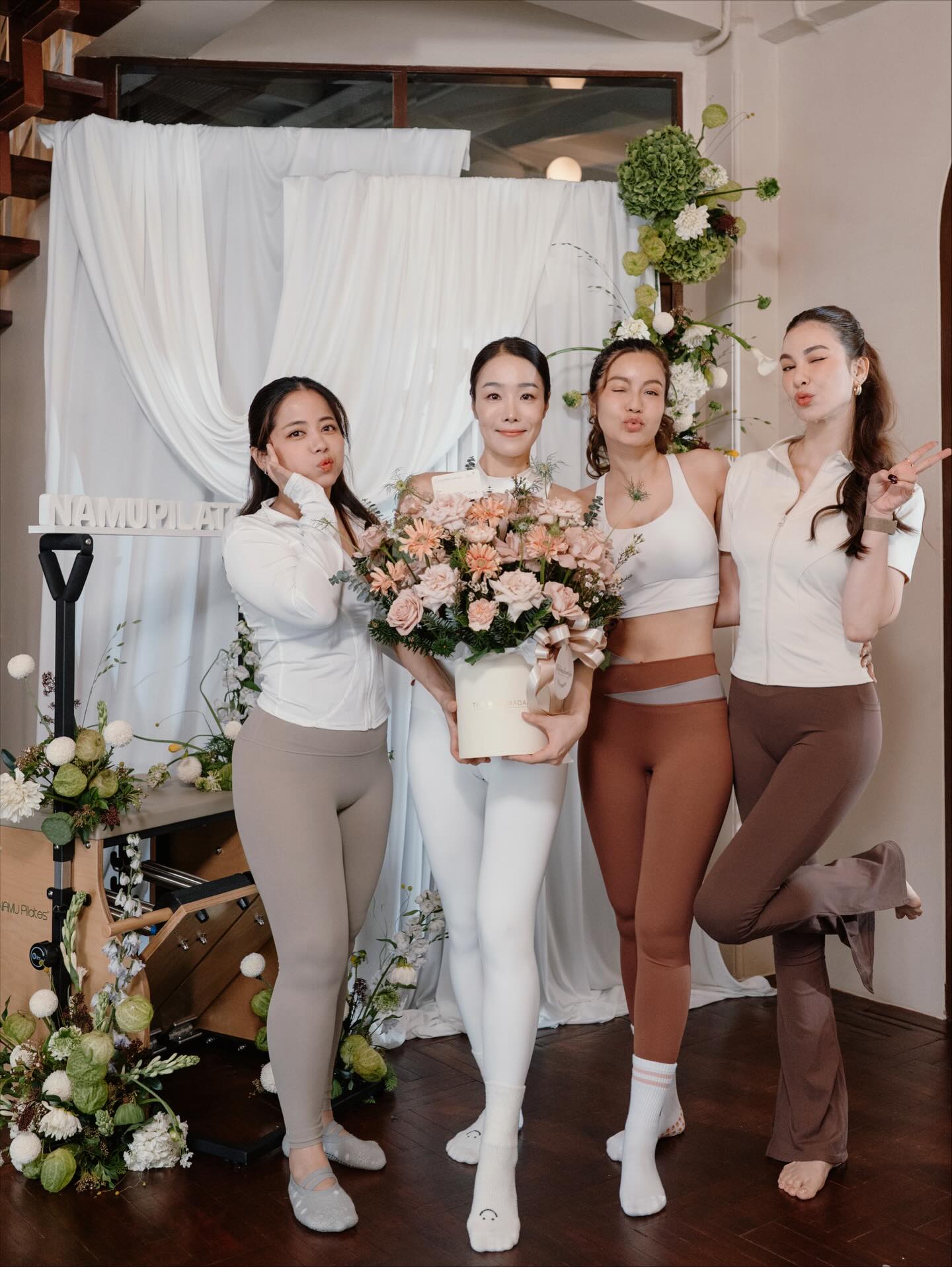 โบว์ - เบญจวรรณ อาร์ตเนอร์