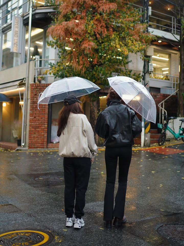 โบว์ - เบญจวรรณ อาร์ตเนอร์