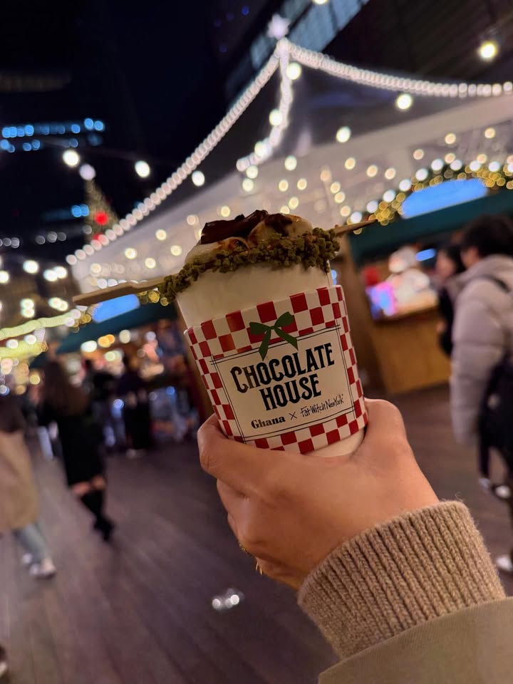 โบว์ - เบญจวรรณ อาร์ตเนอร์