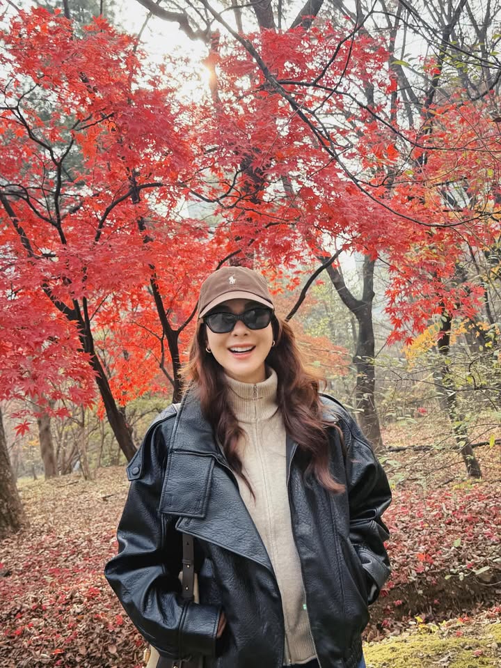 โบว์ - เบญจวรรณ อาร์ตเนอร์