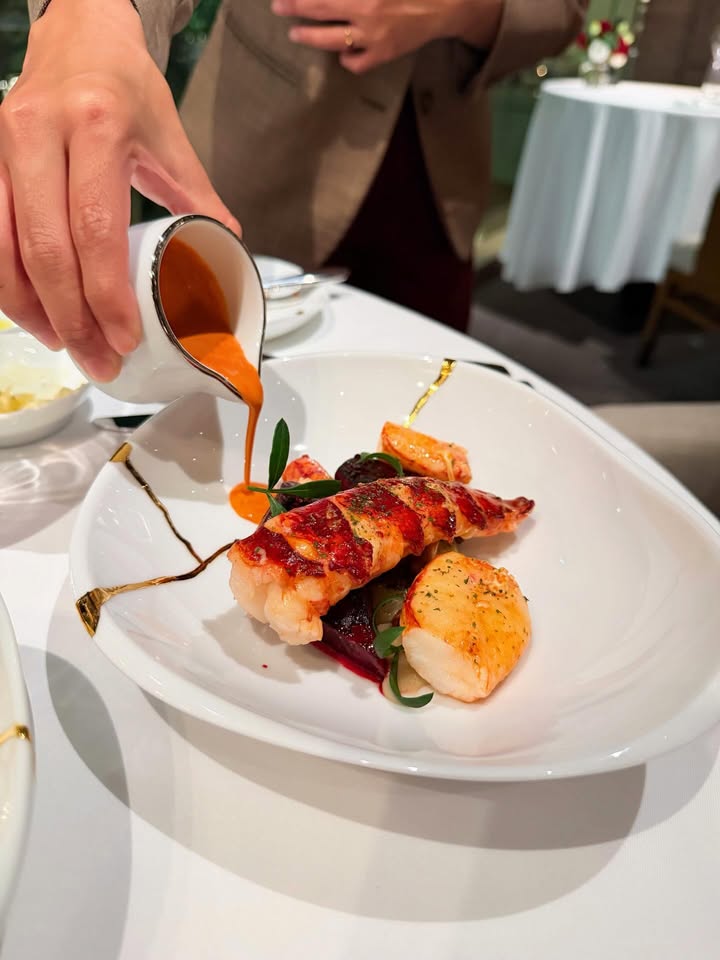 โบว์ - เบญจวรรณ อาร์ตเนอร์