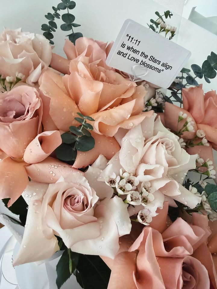 โบว์ - เบญจวรรณ อาร์ตเนอร์