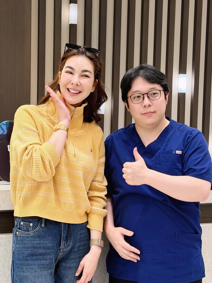 โบว์ - เบญจวรรณ อาร์ตเนอร์