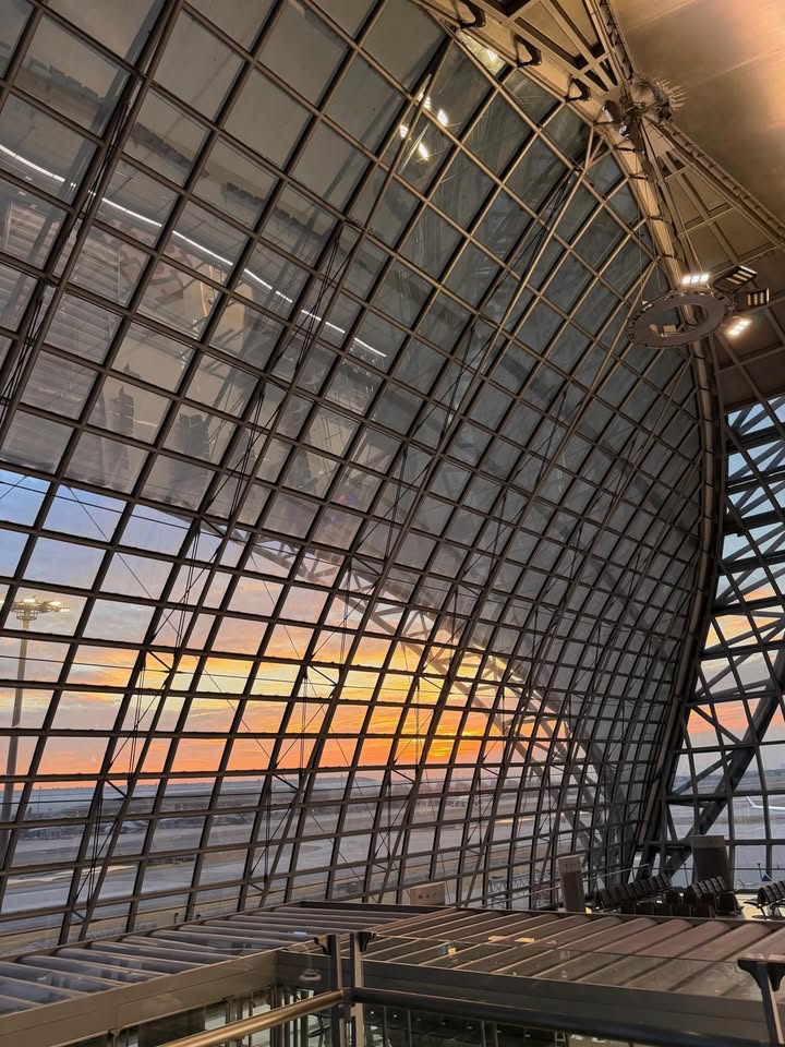 โบว์ - เบญจวรรณ อาร์ตเนอร์