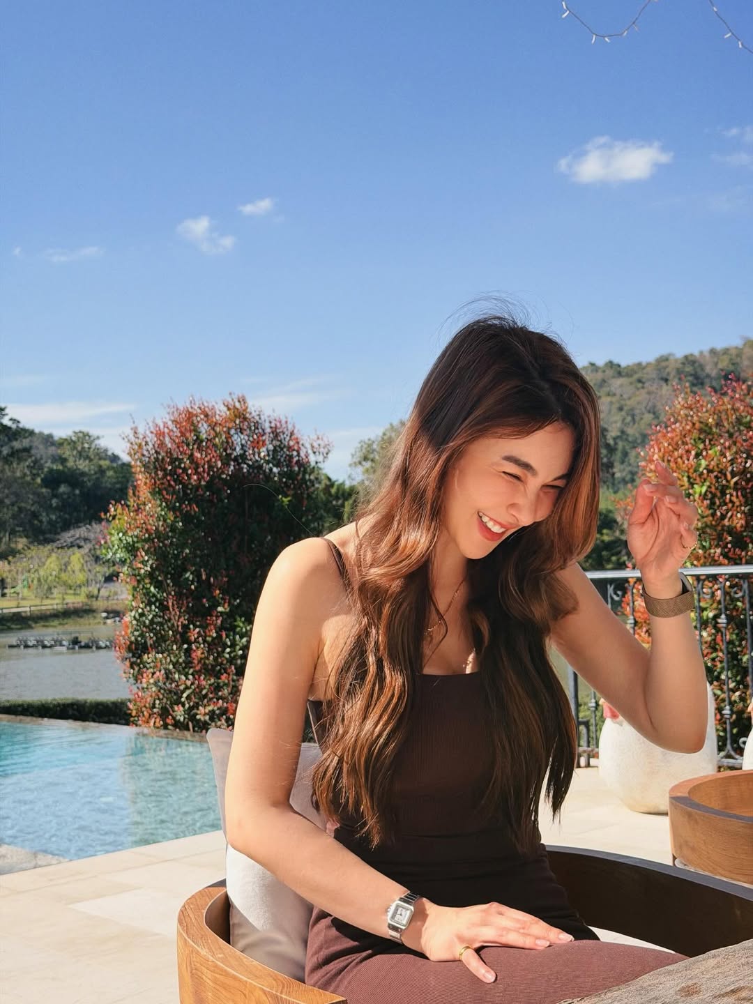 โบว์ - เบญจวรรณ อาร์ตเนอร์