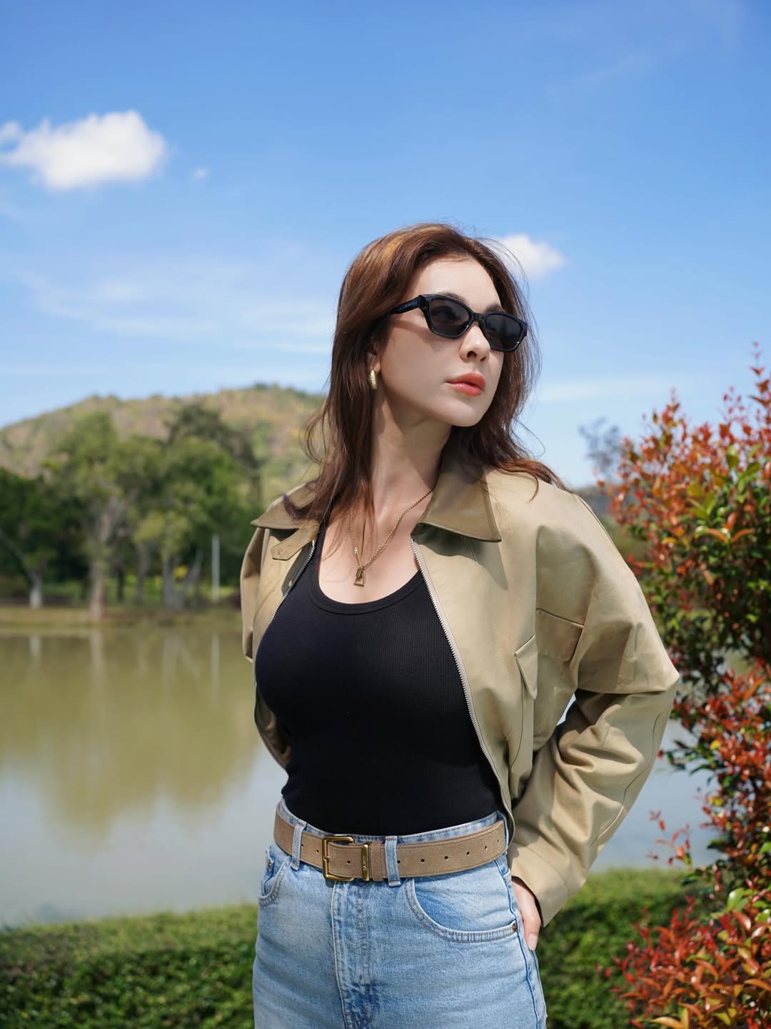 โบว์ - เบญจวรรณ อาร์ตเนอร์