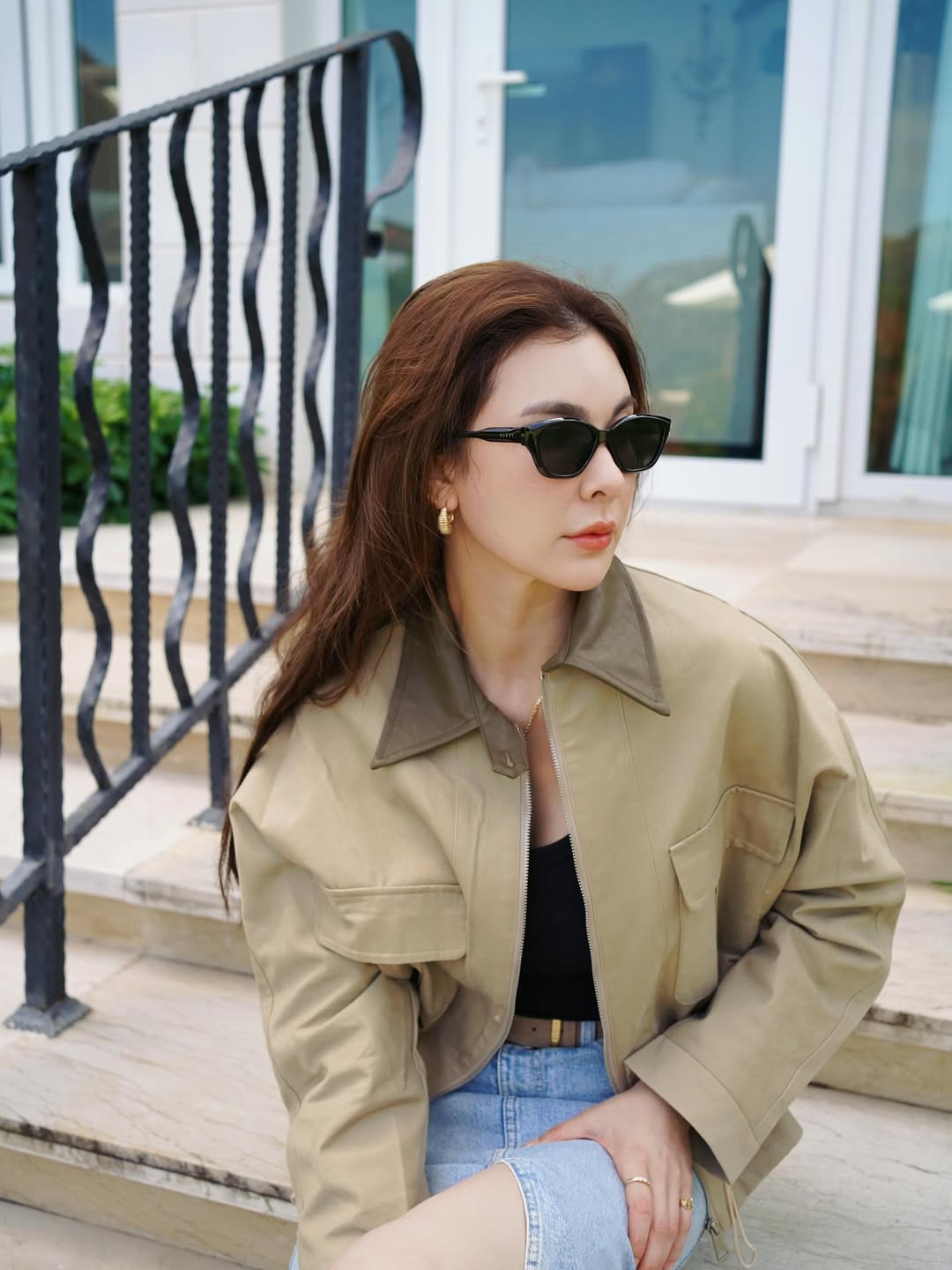 โบว์ - เบญจวรรณ อาร์ตเนอร์