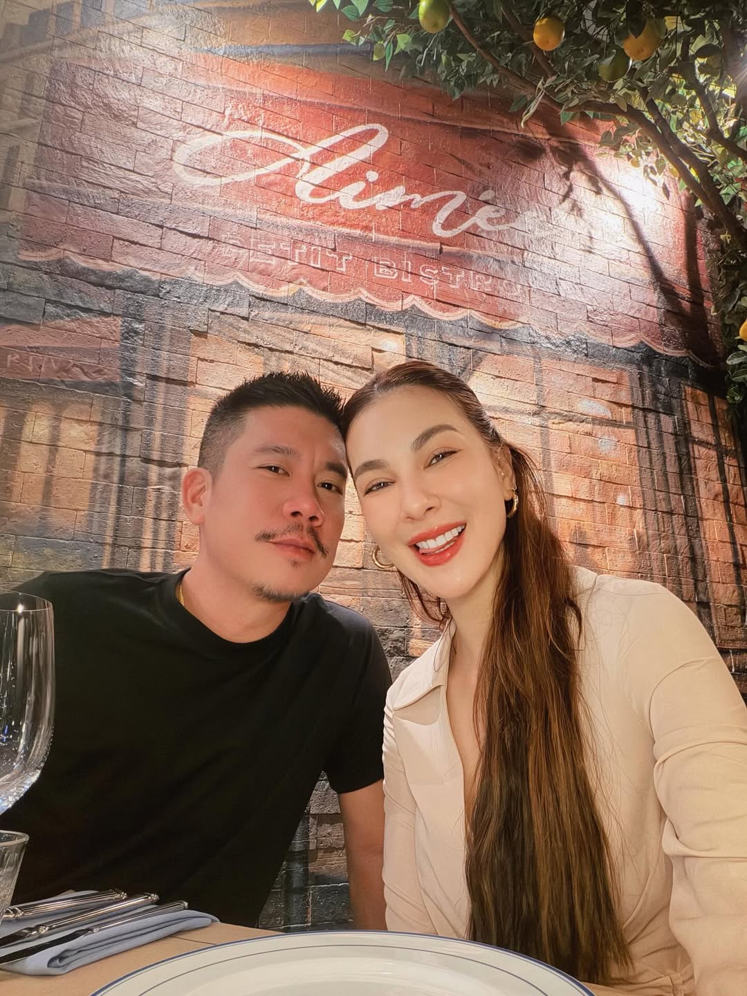 โบว์ - เบญจวรรณ อาร์ตเนอร์