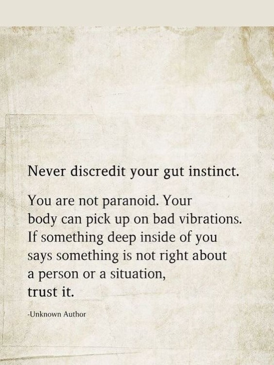 โบว์ - เบญจวรรณ อาร์ตเนอร์