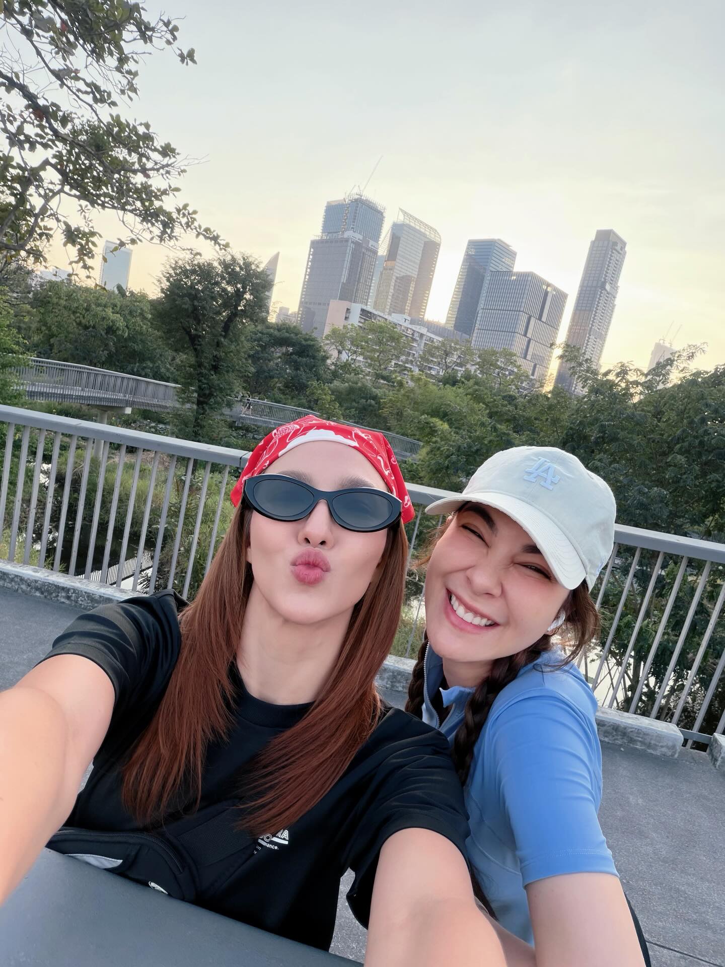 โบว์ - เบญจวรรณ อาร์ตเนอร์