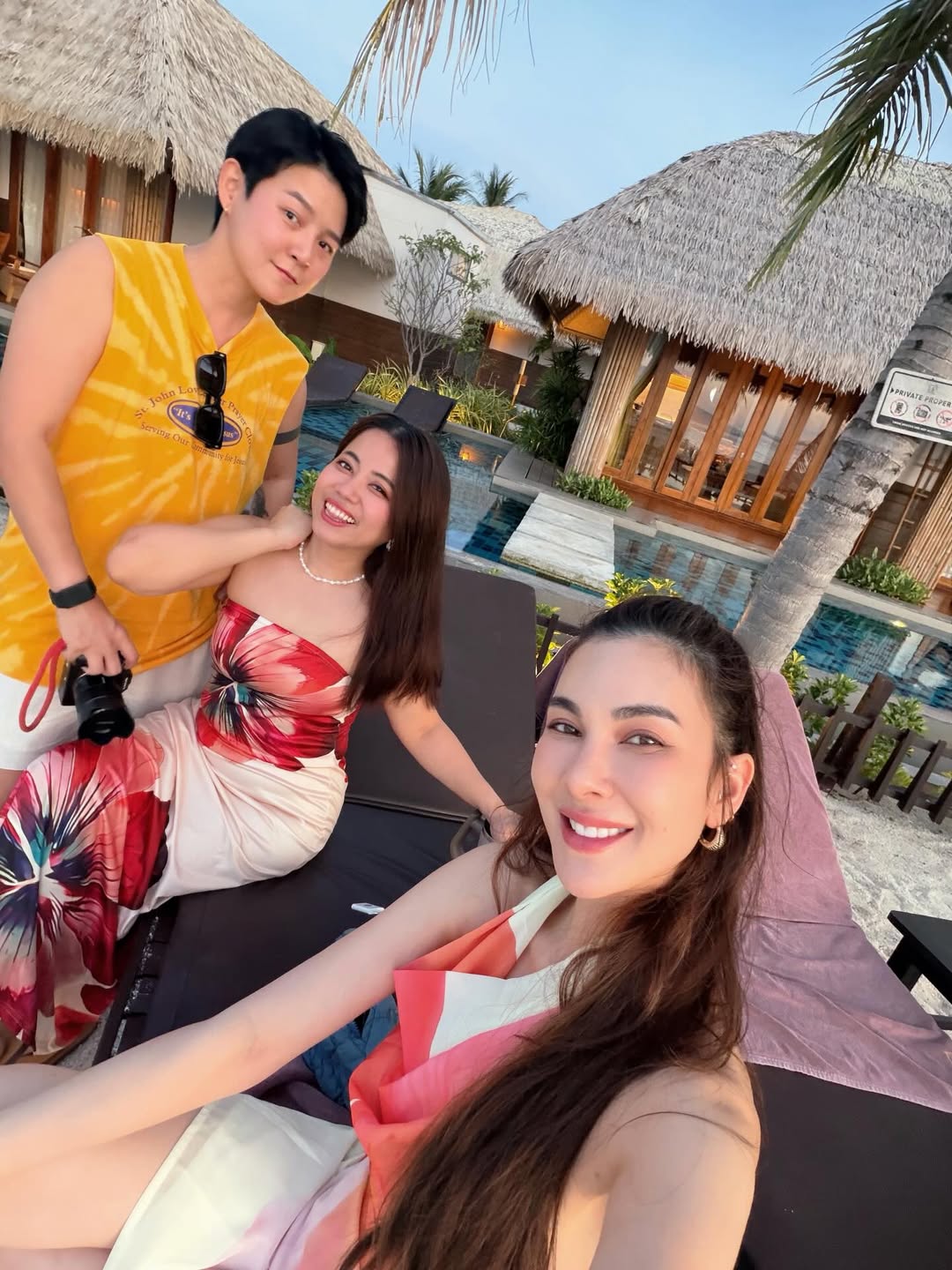 โบว์ - เบญจวรรณ อาร์ตเนอร์