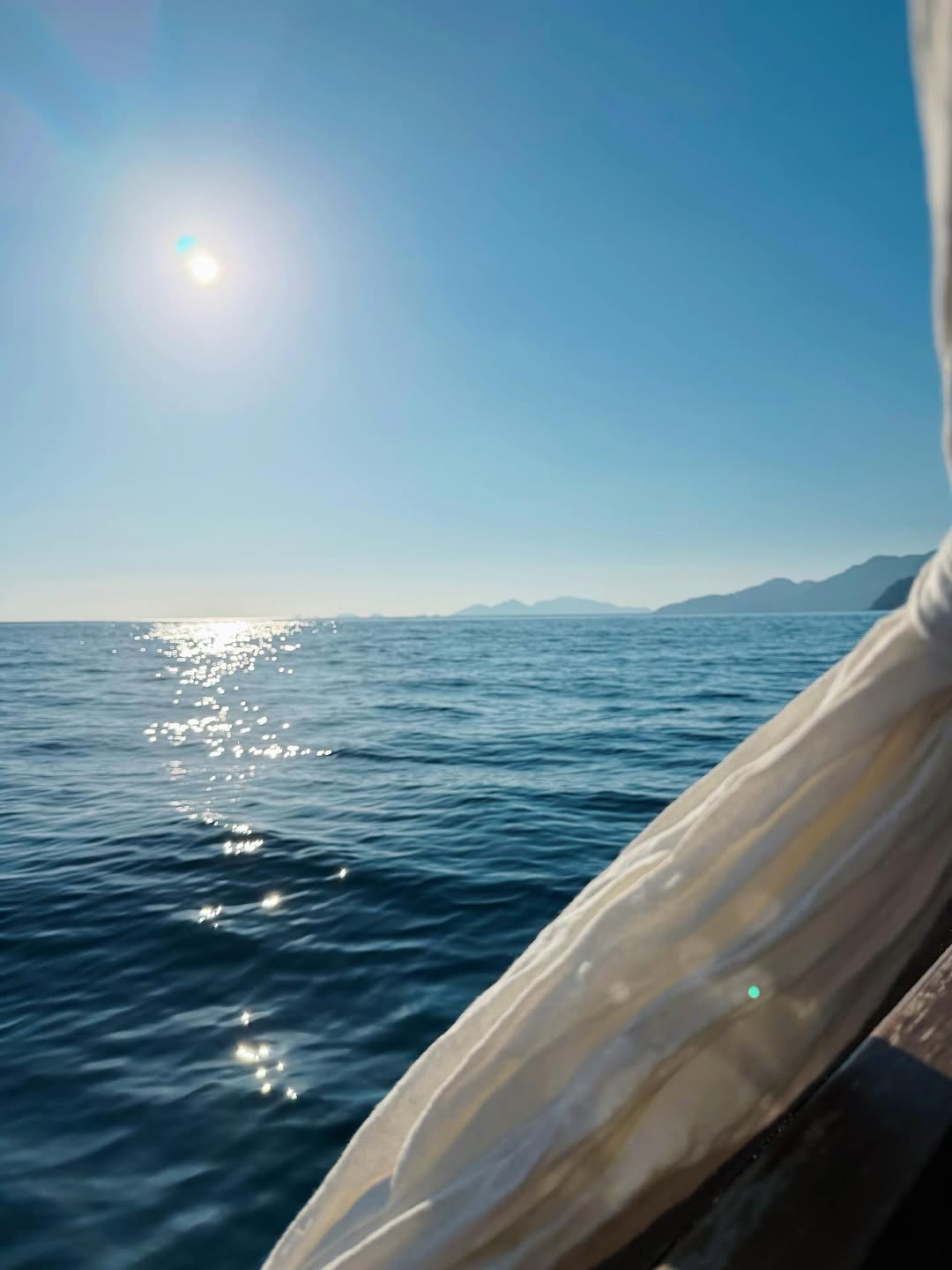 โบว์ - เบญจวรรณ อาร์ตเนอร์