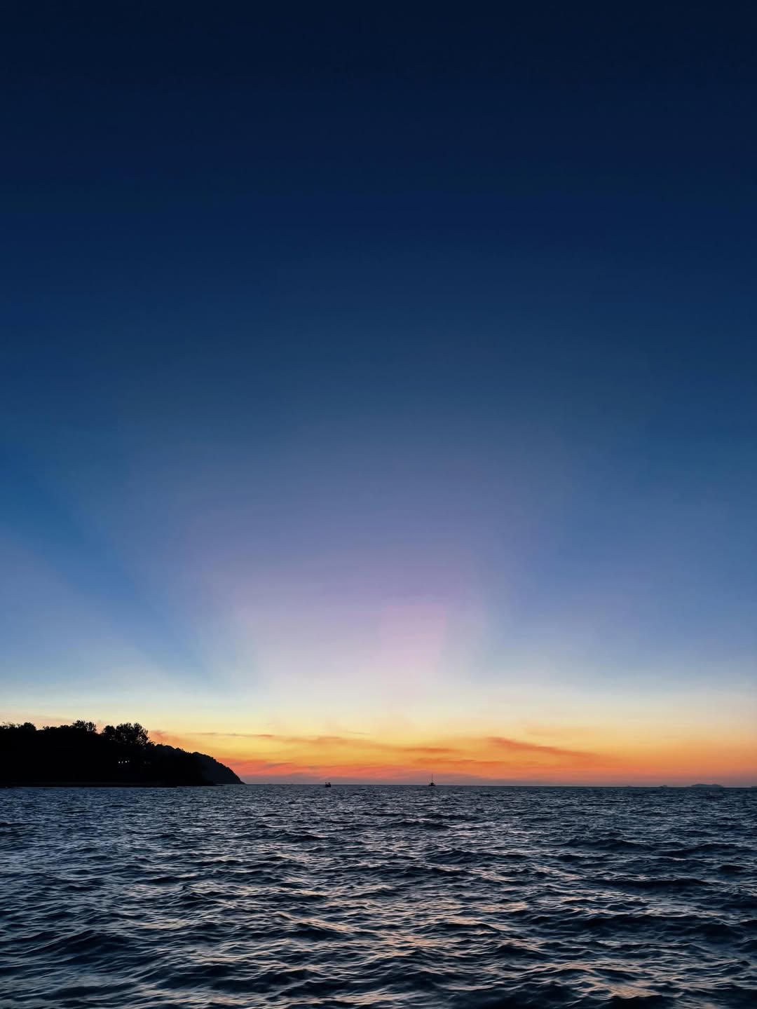 โบว์ - เบญจวรรณ อาร์ตเนอร์