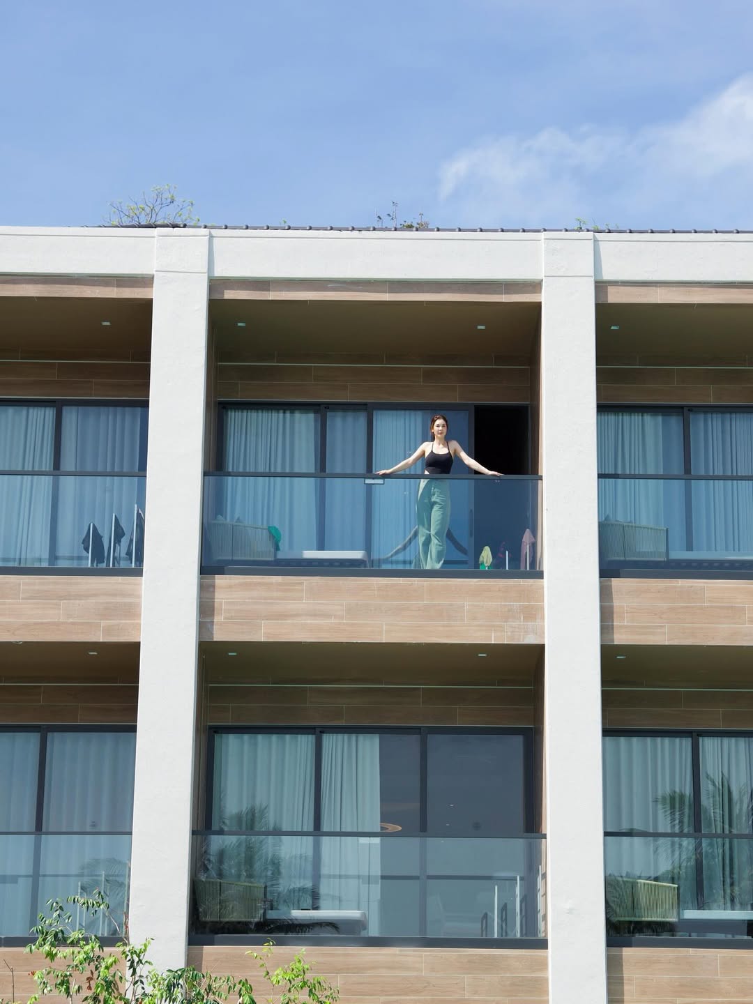 โบว์ - เบญจวรรณ อาร์ตเนอร์