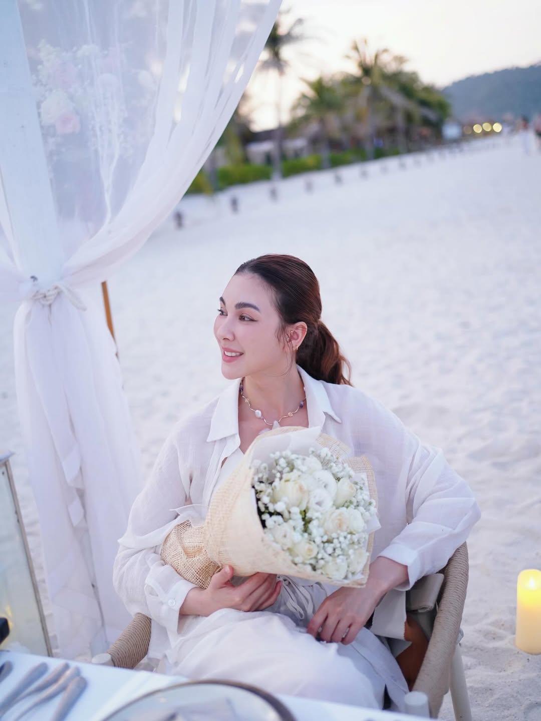 โบว์ - เบญจวรรณ อาร์ตเนอร์