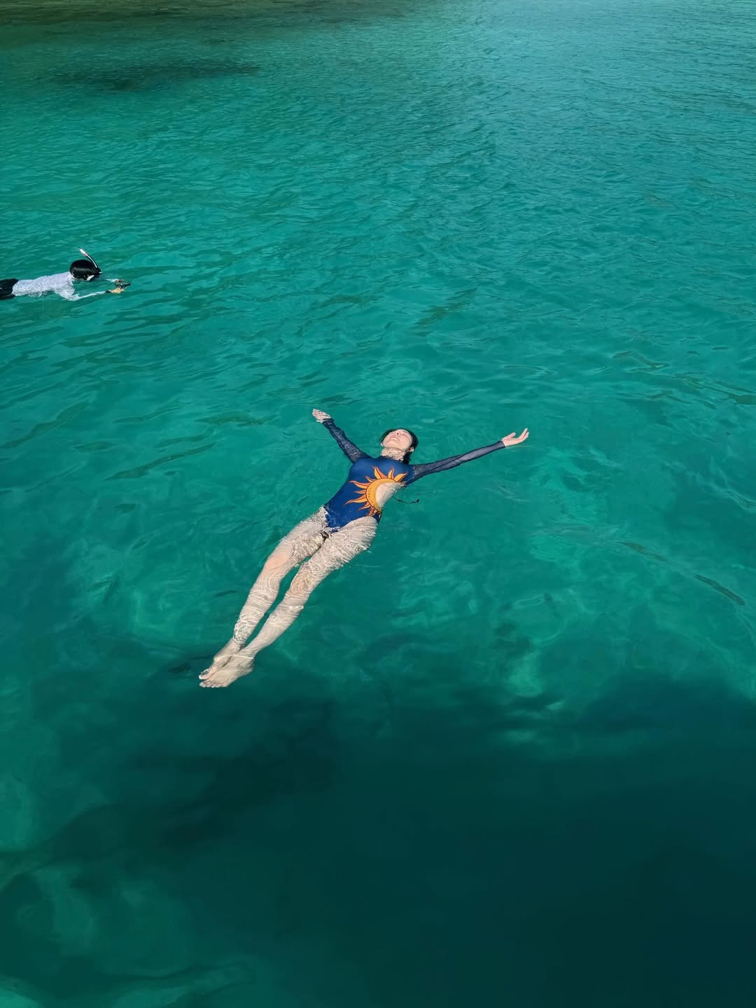 โบว์ - เบญจวรรณ อาร์ตเนอร์