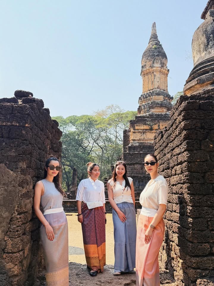 โบว์ - เบญจวรรณ อาร์ตเนอร์