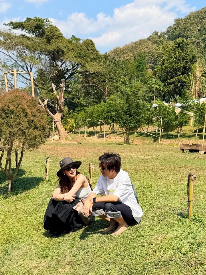 โบว์ - เบญจวรรณ อาร์ตเนอร์