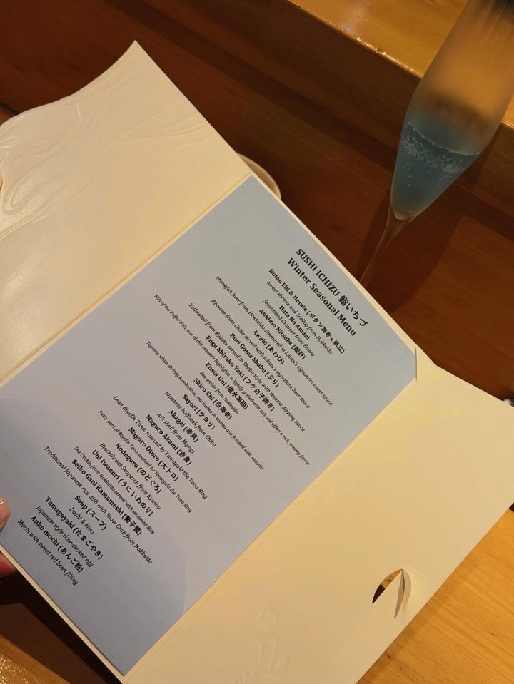 โบว์ - เบญจวรรณ อาร์ตเนอร์