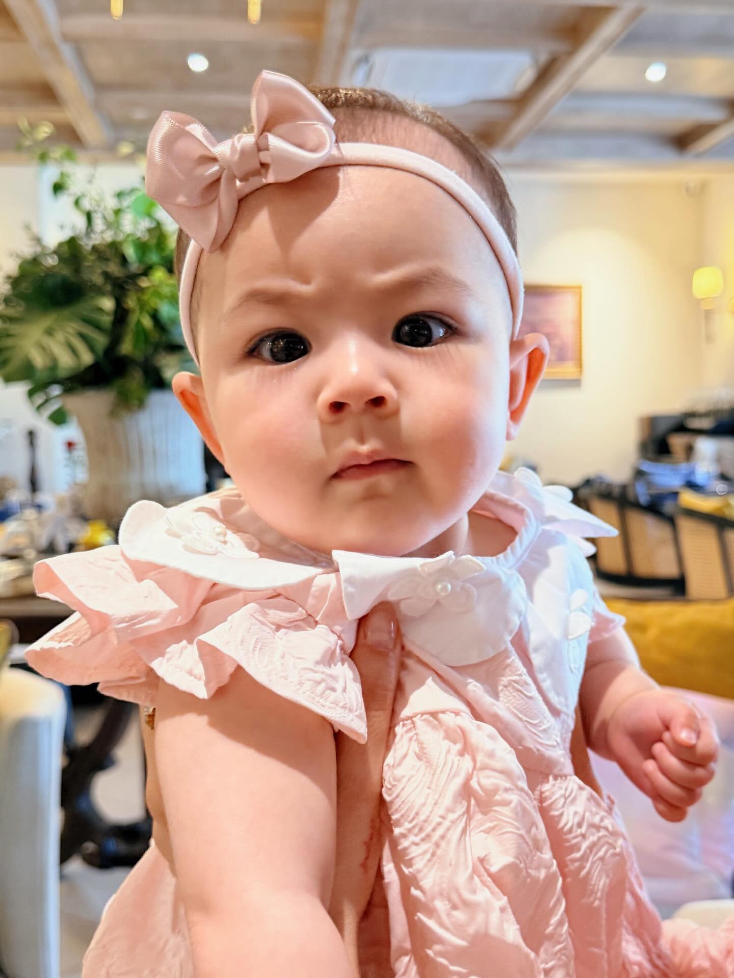 โบว์ - เบญจวรรณ อาร์ตเนอร์