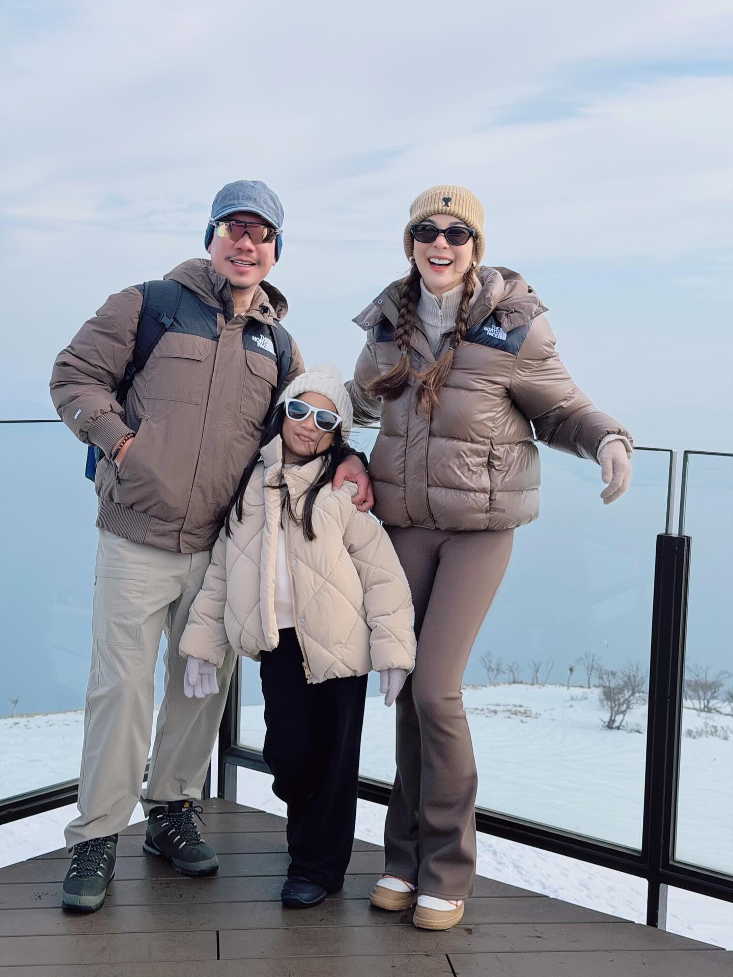 โบว์ - เบญจวรรณ อาร์ตเนอร์