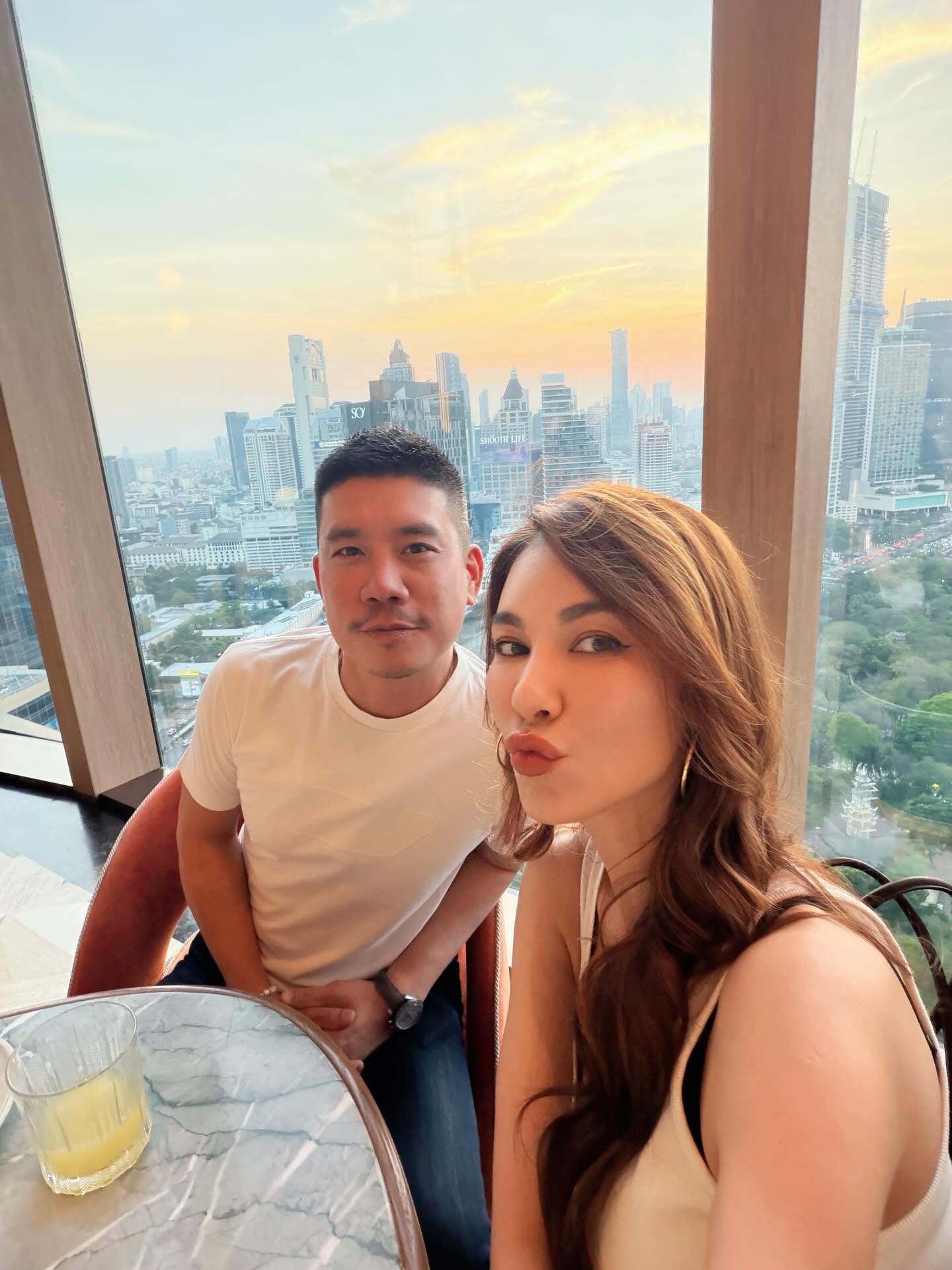 โบว์ - เบญจวรรณ อาร์ตเนอร์