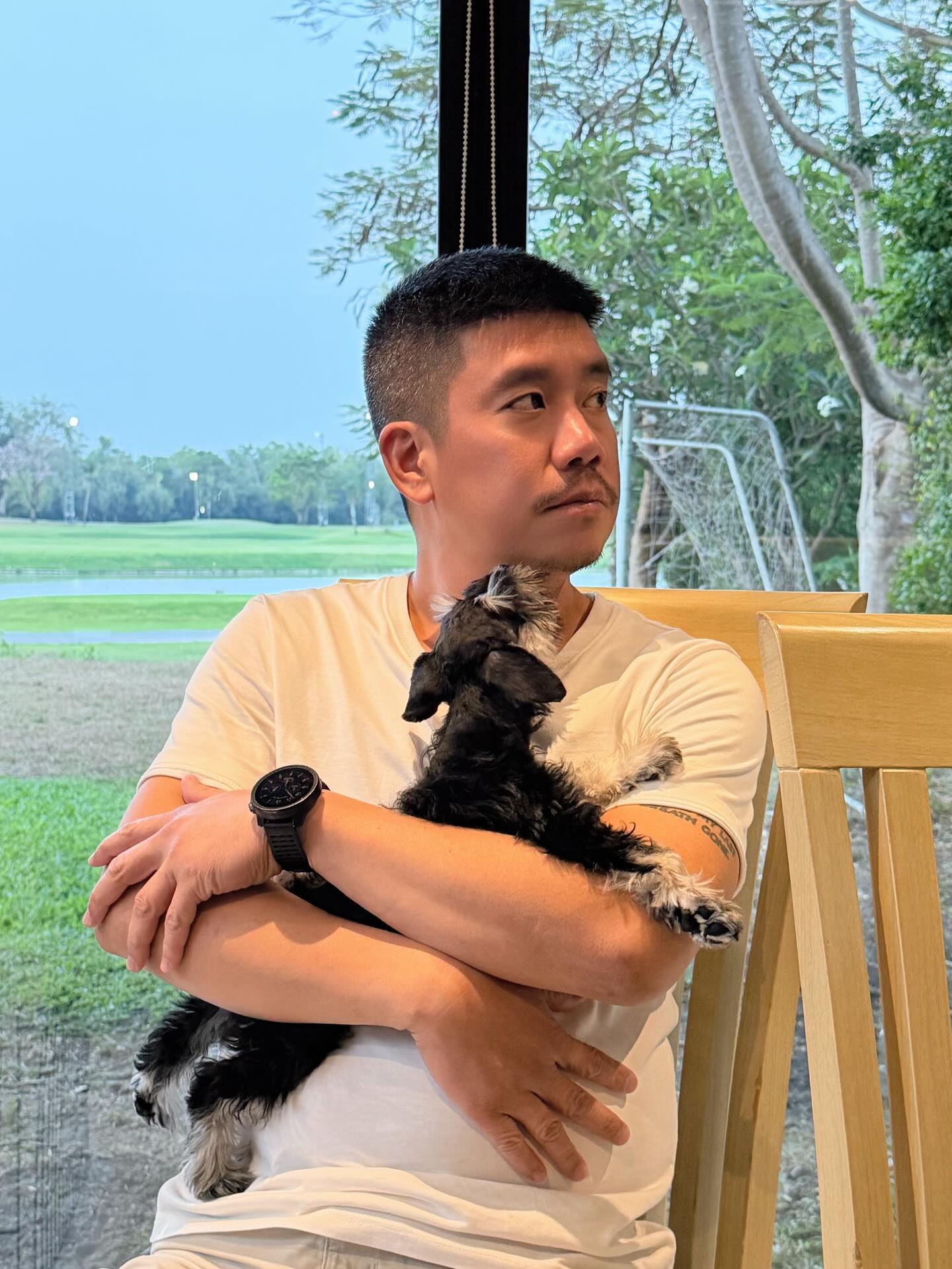 โบว์ - เบญจวรรณ อาร์ตเนอร์