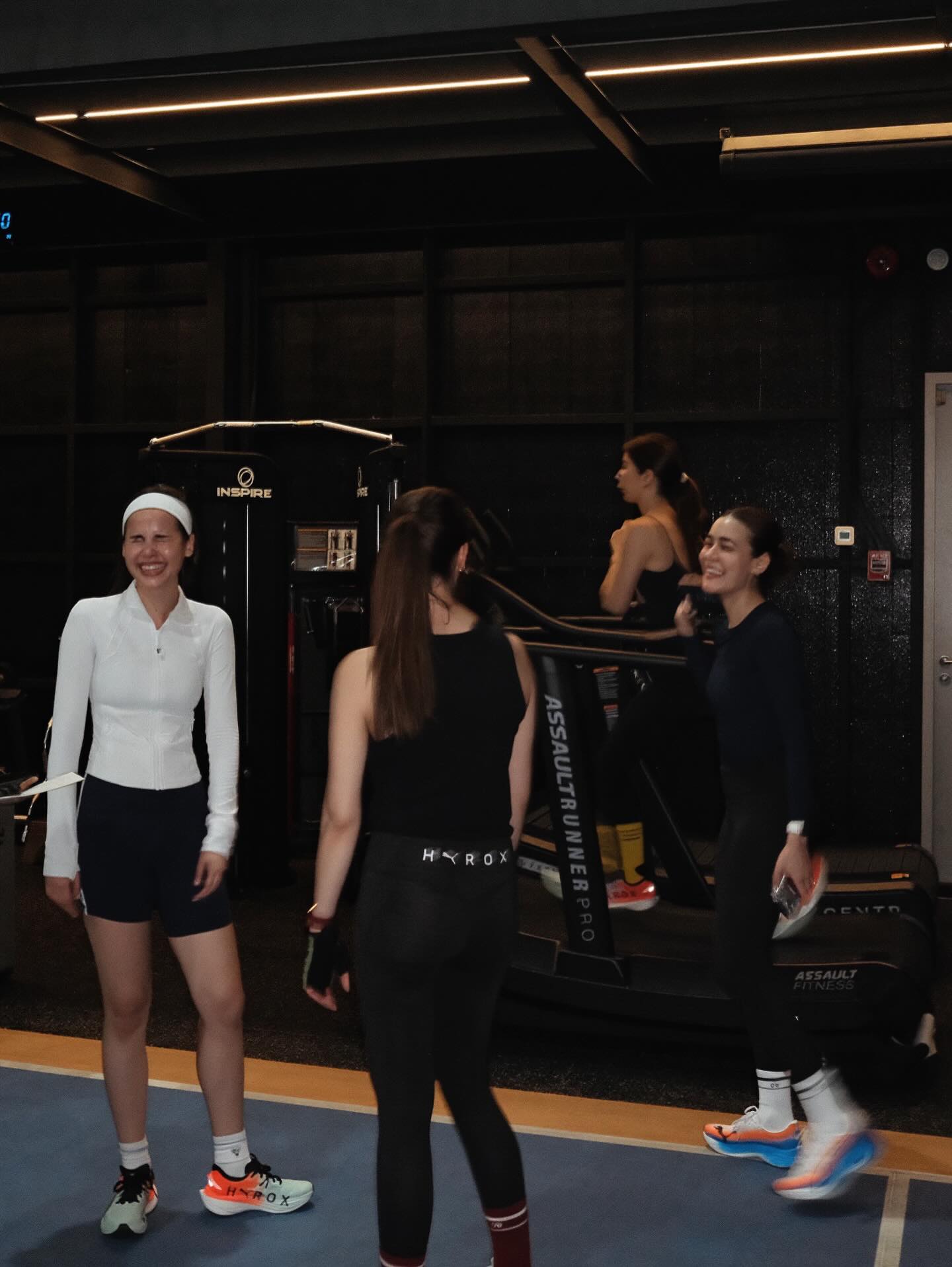 โบว์ - เบญจวรรณ อาร์ตเนอร์