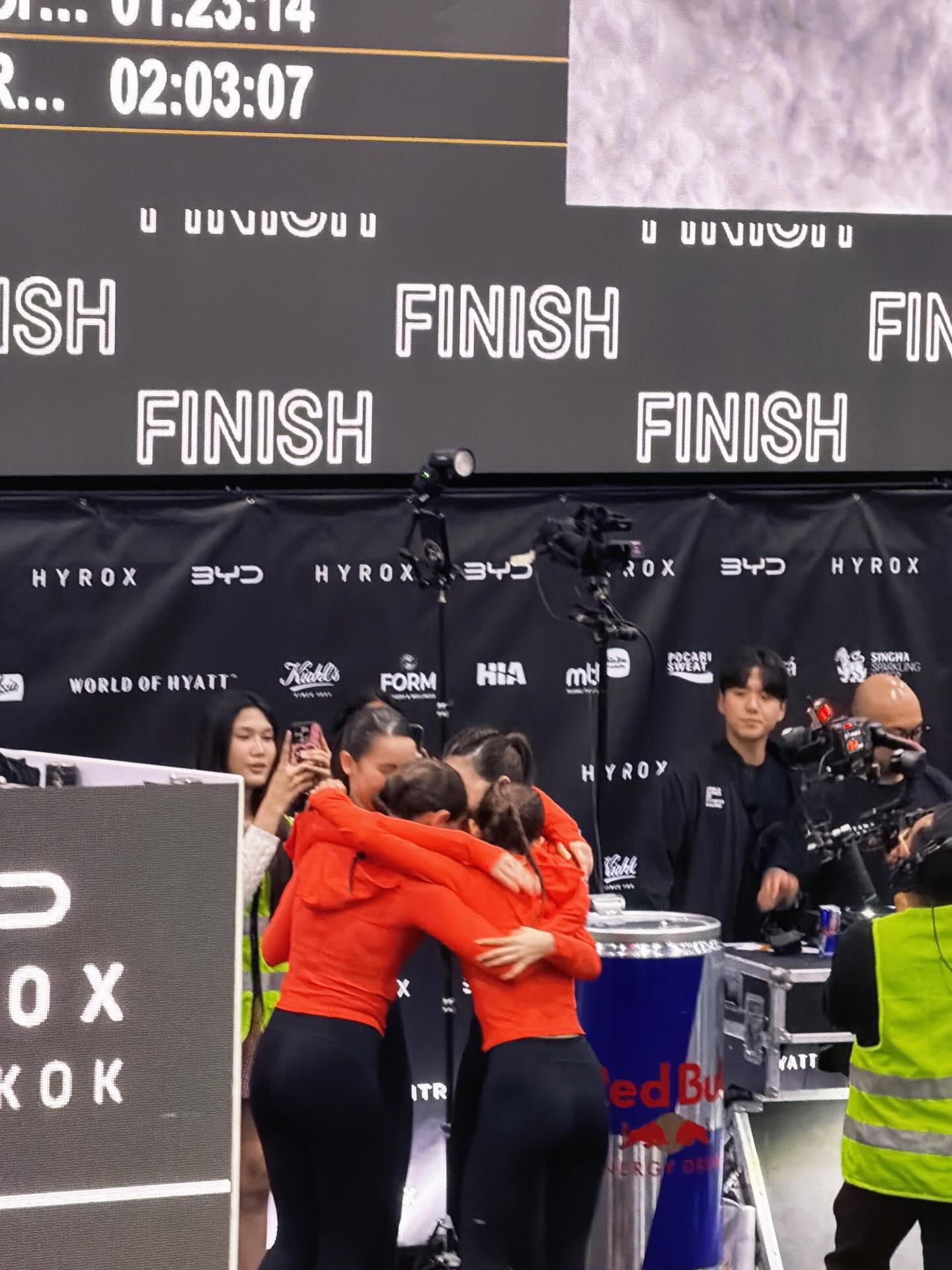 โบว์ - เบญจวรรณ อาร์ตเนอร์