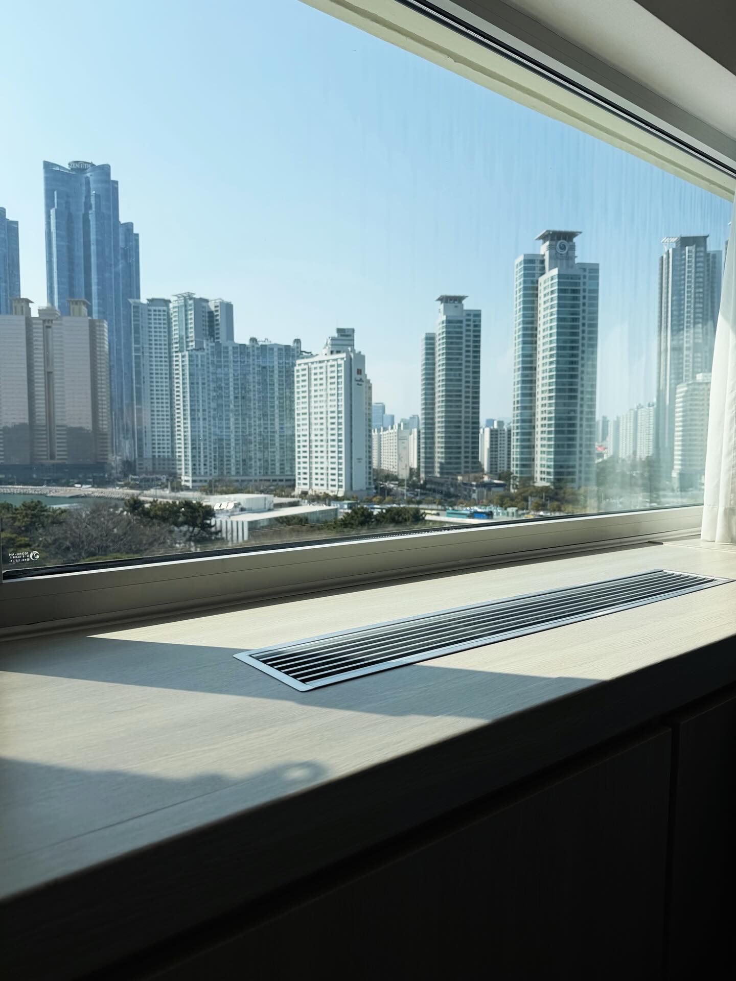 โบว์ - เบญจวรรณ อาร์ตเนอร์