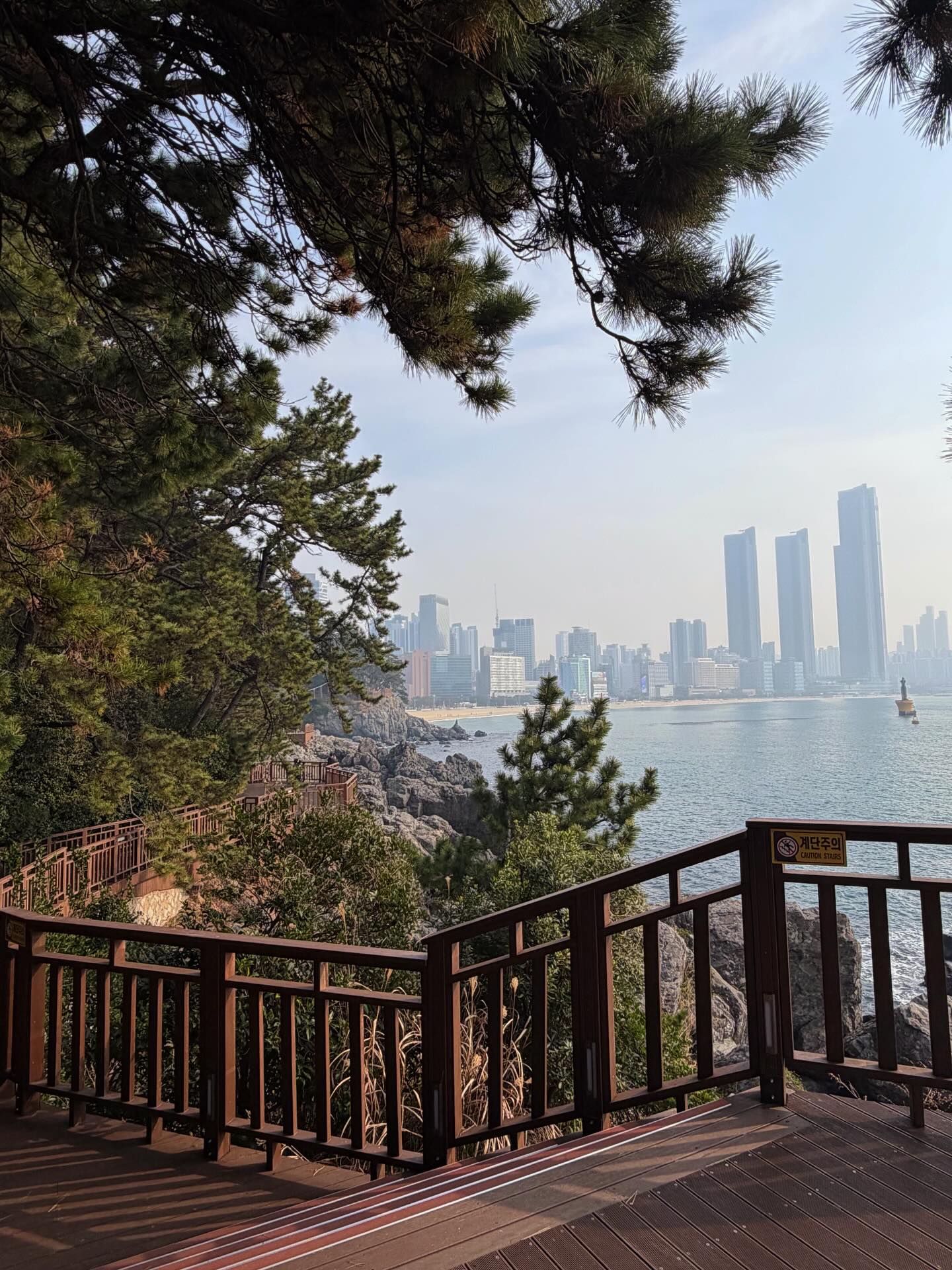 โบว์ - เบญจวรรณ อาร์ตเนอร์