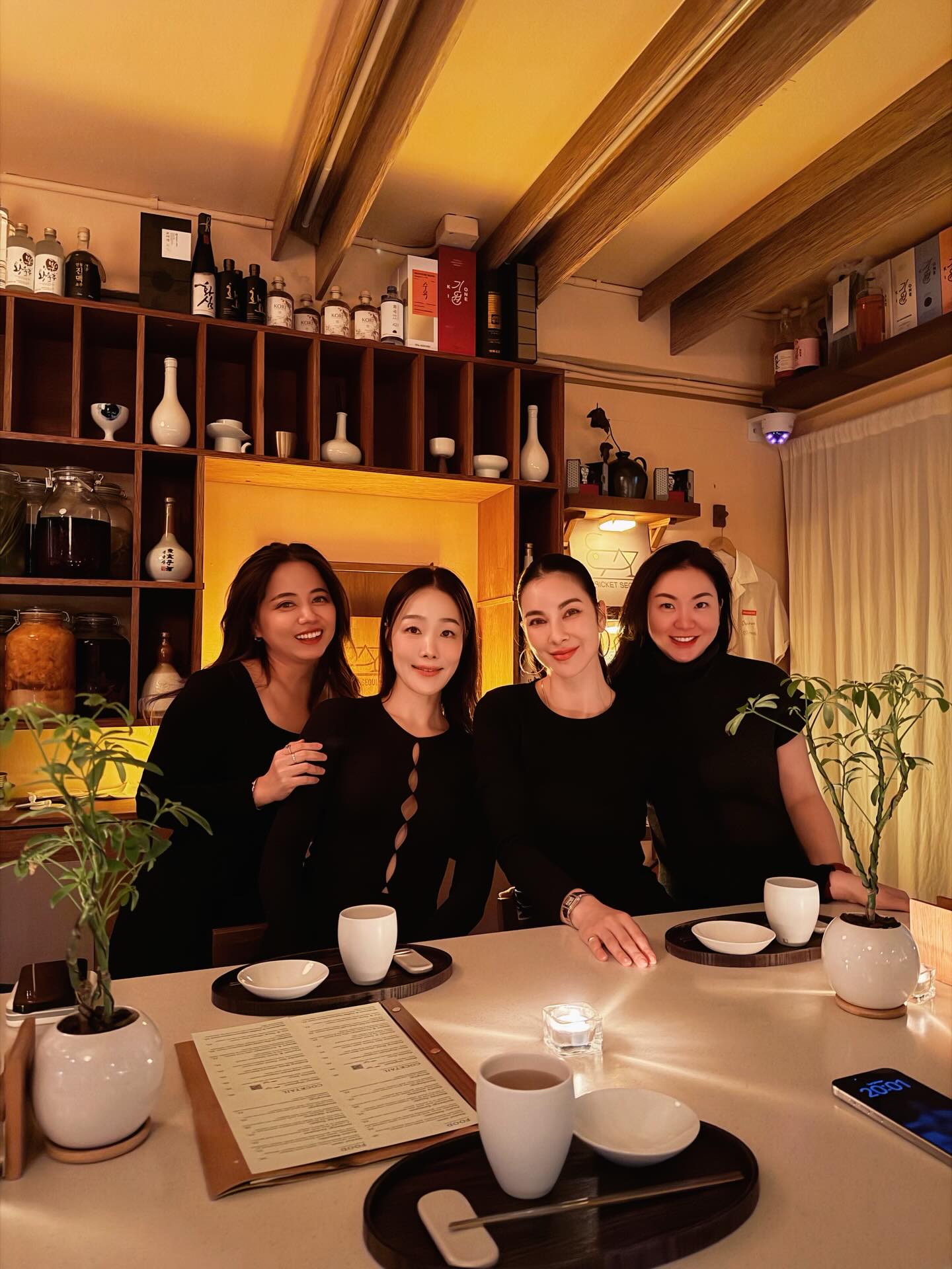 โบว์ - เบญจวรรณ อาร์ตเนอร์