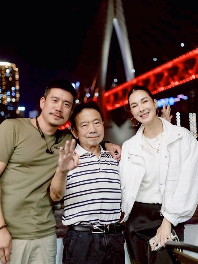 โบว์ - เบญจวรรณ อาร์ตเนอร์