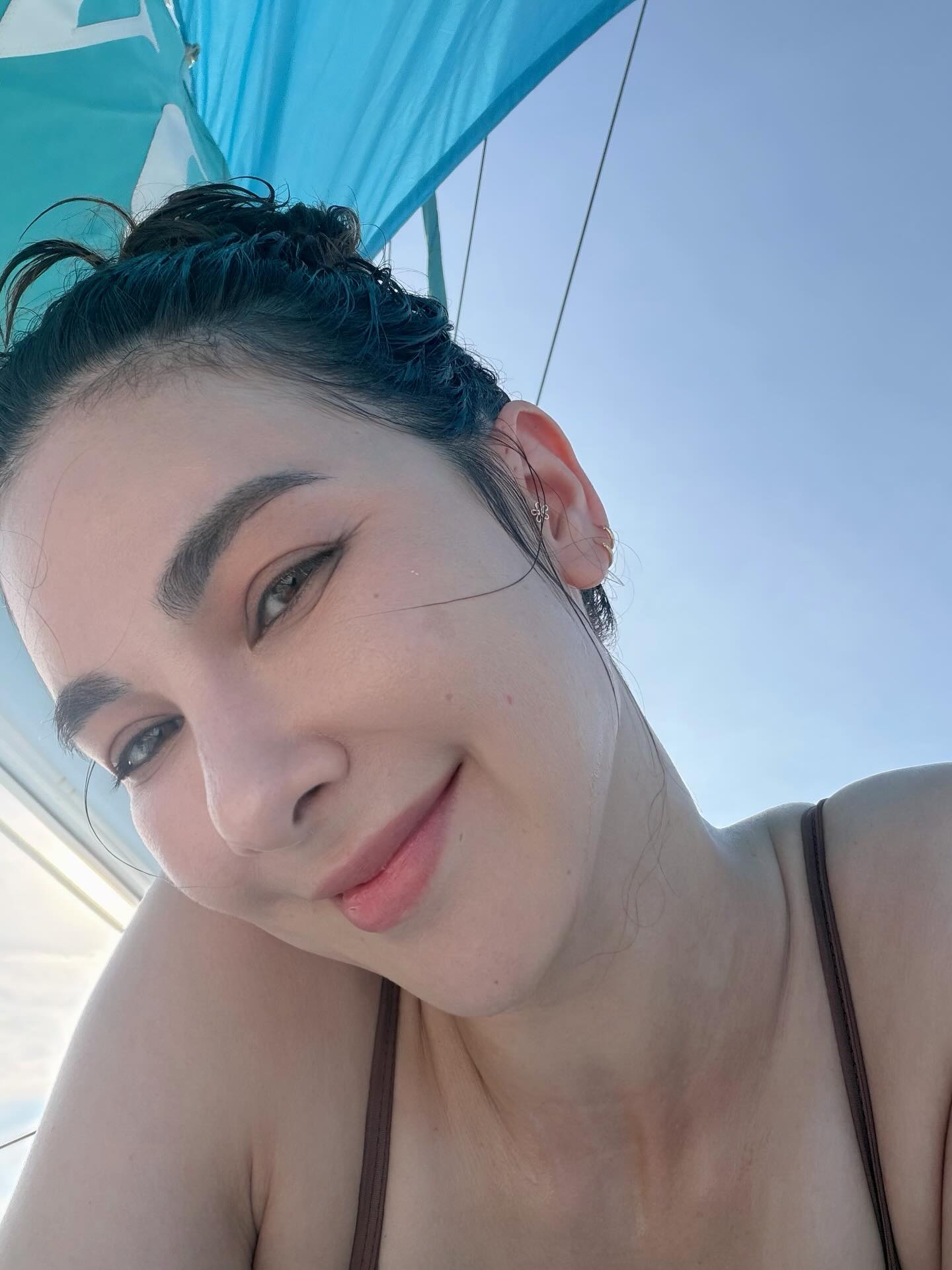 โบว์ - เบญจวรรณ อาร์ตเนอร์