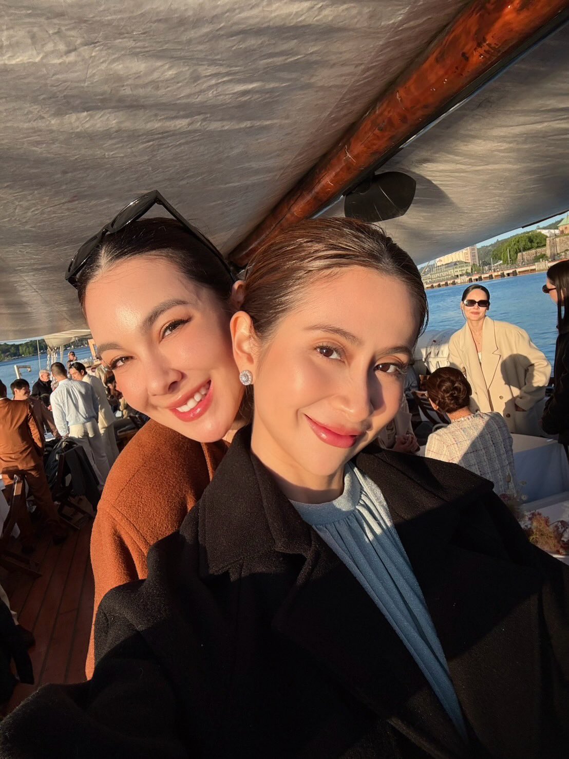 โบว์ - เบญจวรรณ อาร์ตเนอร์
