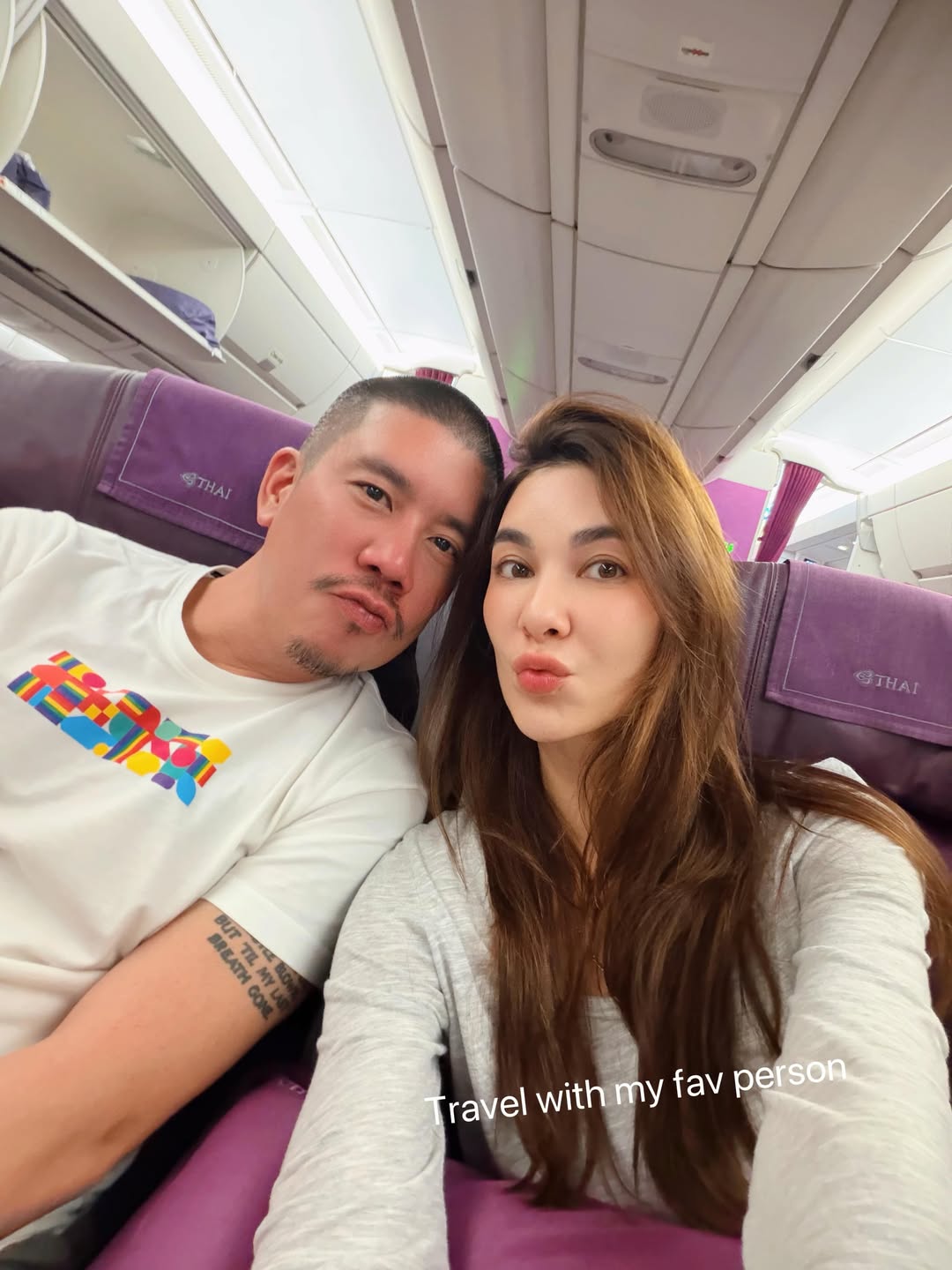 โบว์ - เบญจวรรณ อาร์ตเนอร์