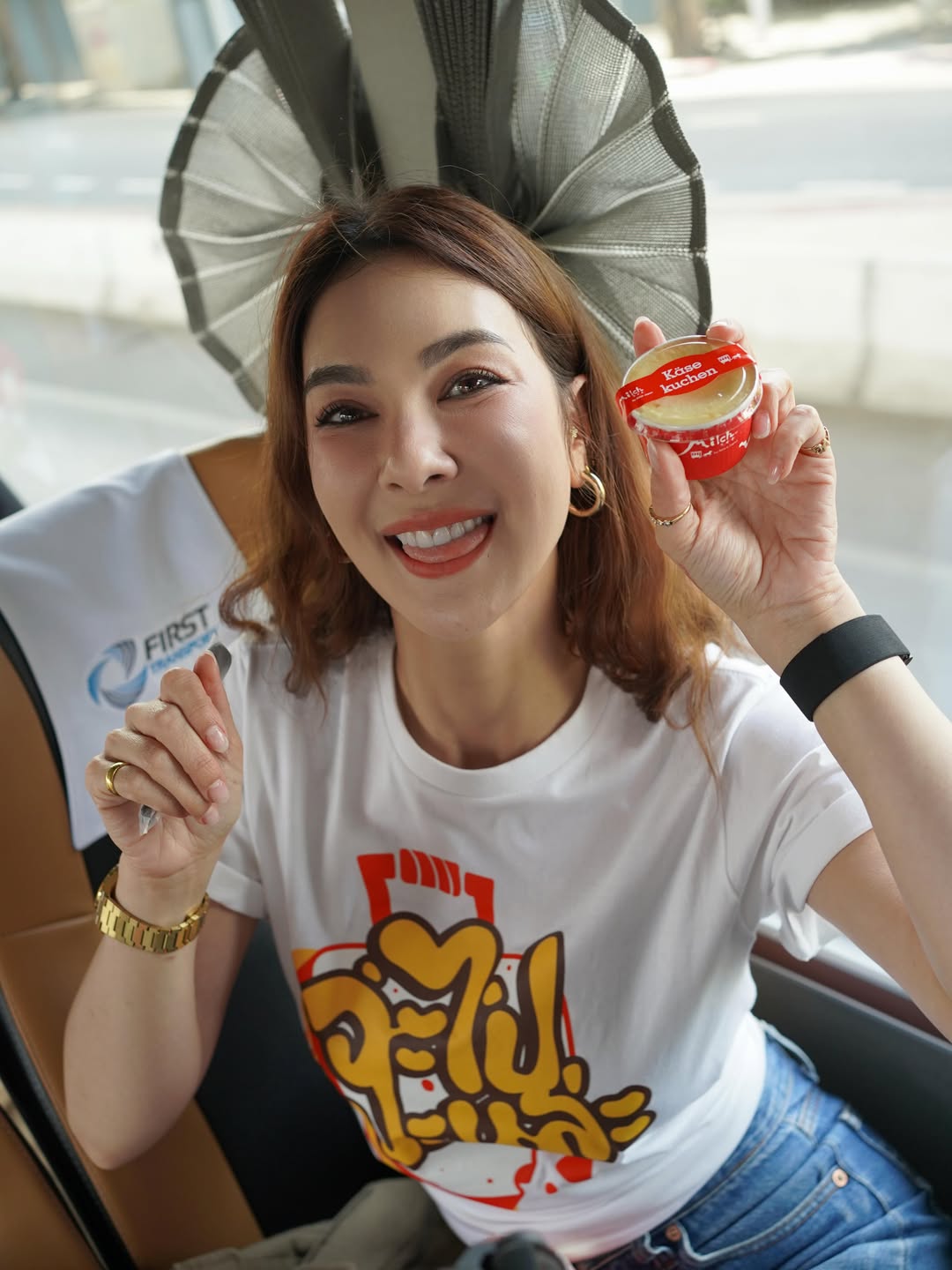 โบว์ - เบญจวรรณ อาร์ตเนอร์