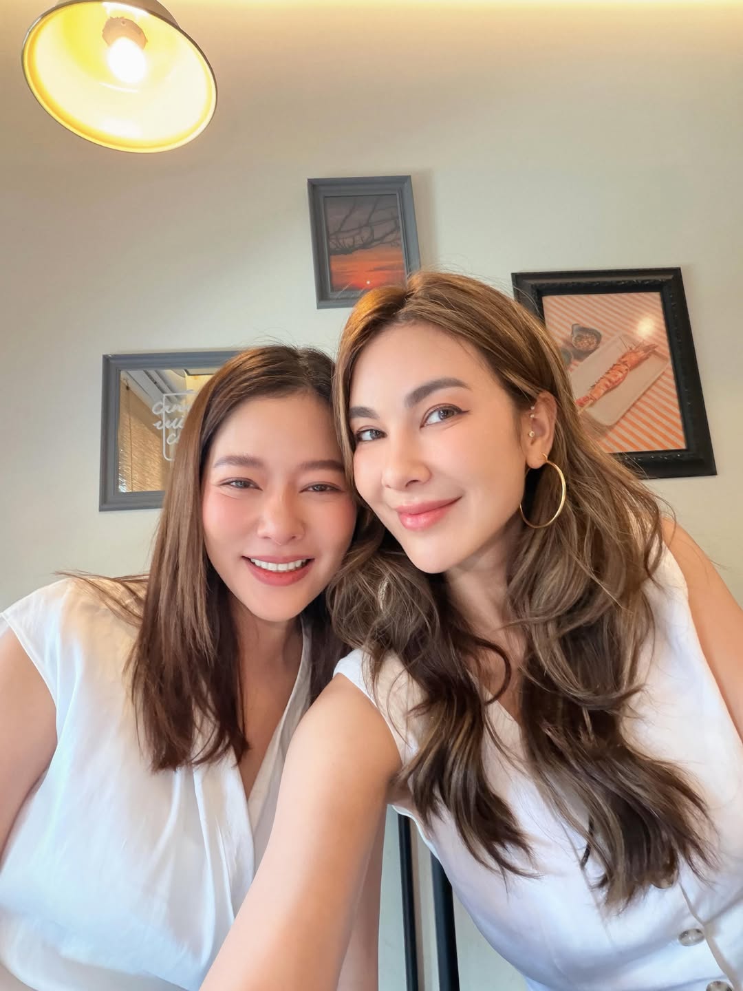 โบว์ - เบญจวรรณ อาร์ตเนอร์