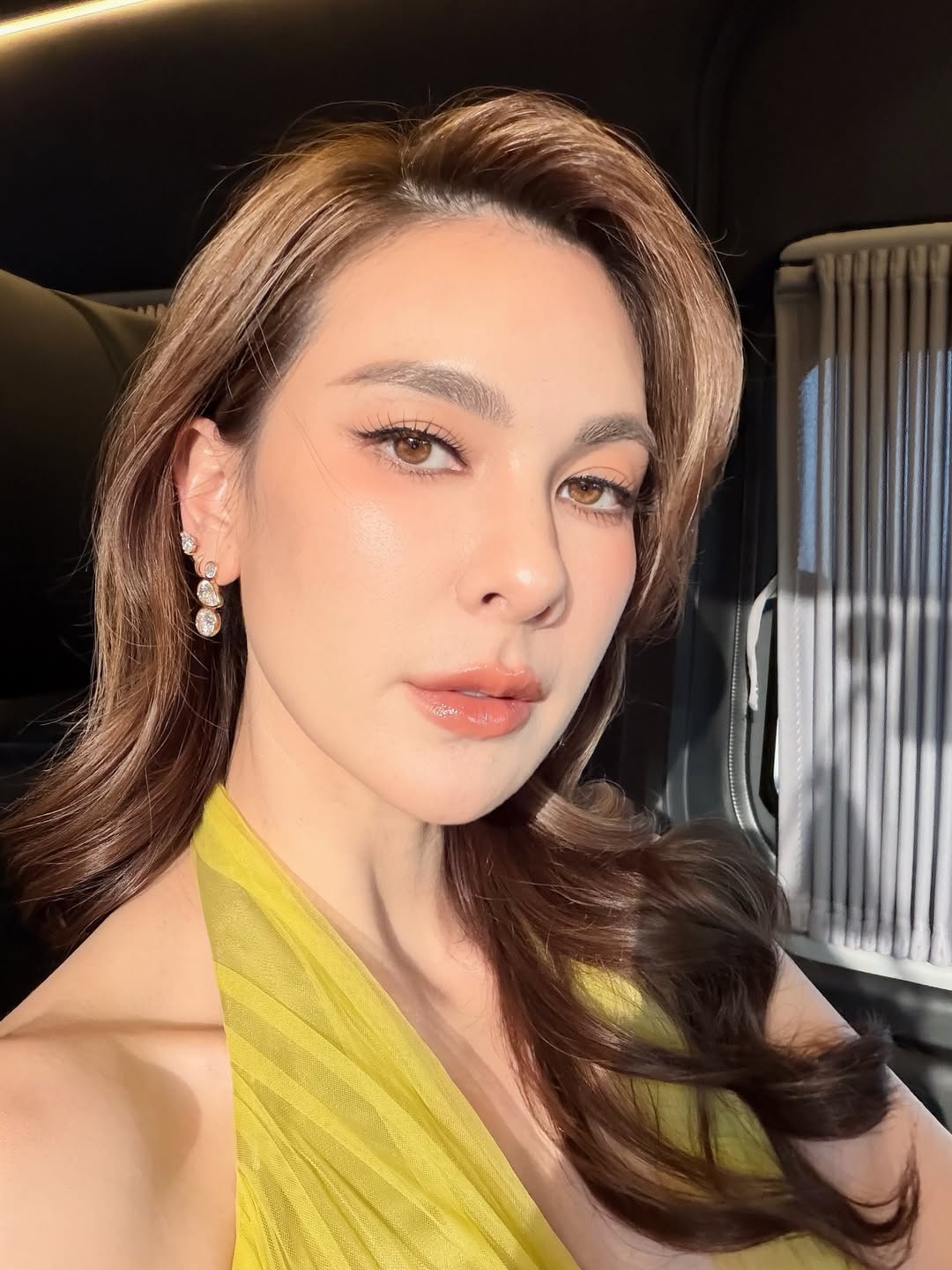 โบว์ - เบญจวรรณ อาร์ตเนอร์