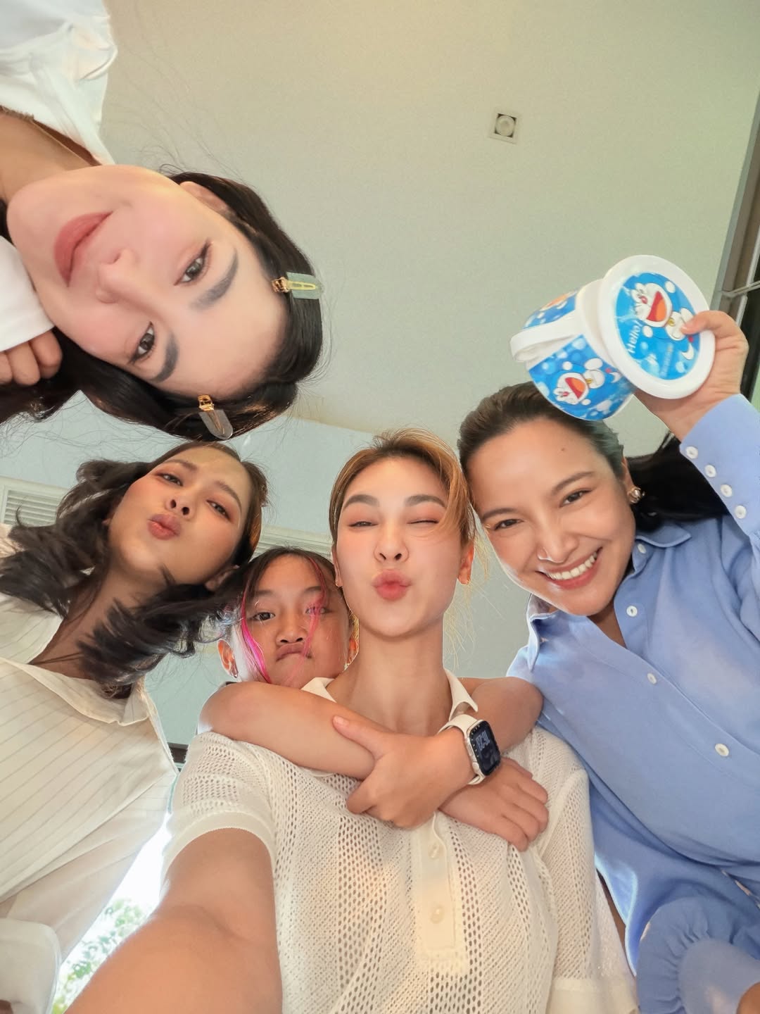 โบว์ - เบญจวรรณ อาร์ตเนอร์