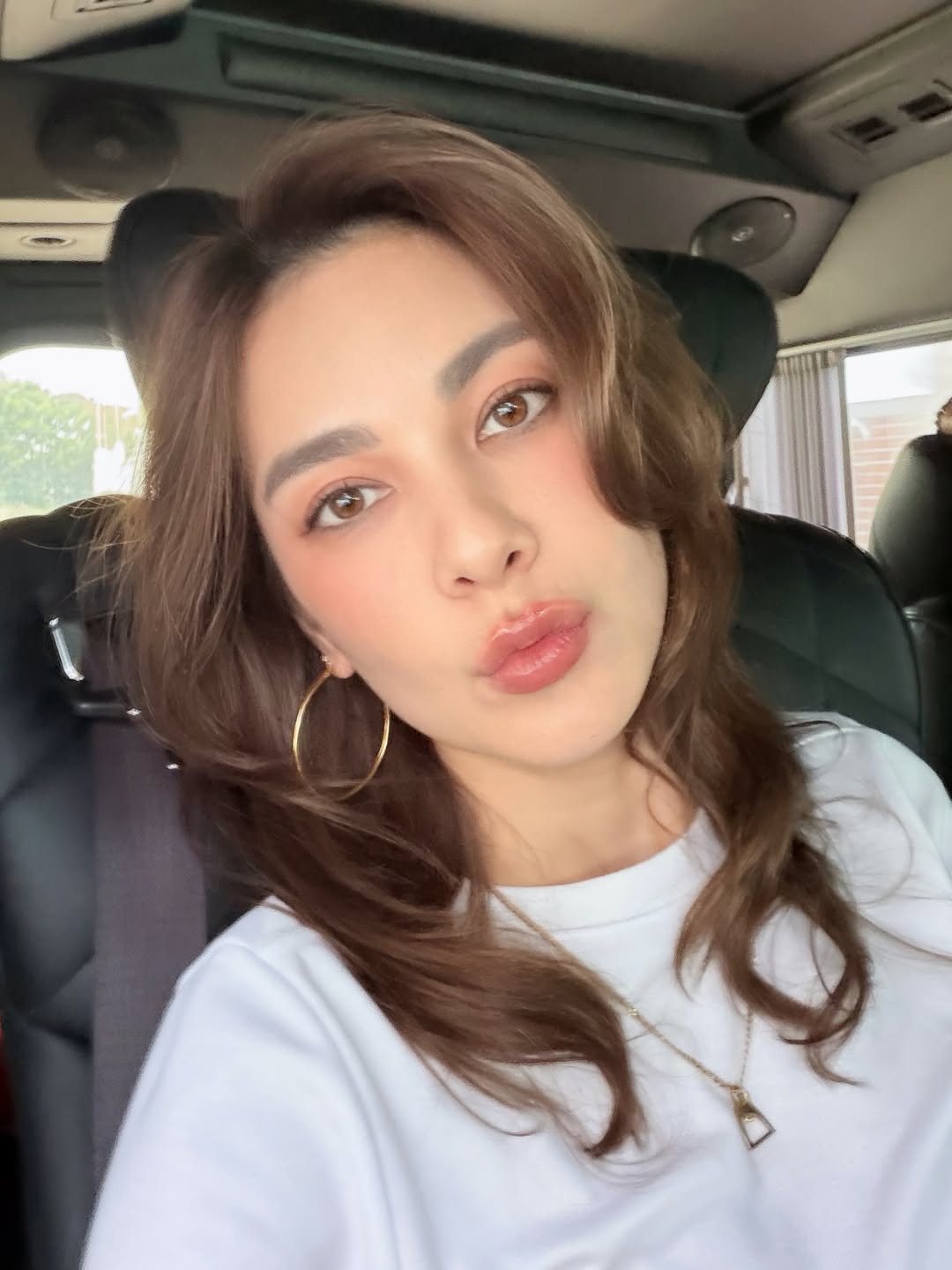 โบว์ - เบญจวรรณ อาร์ตเนอร์
