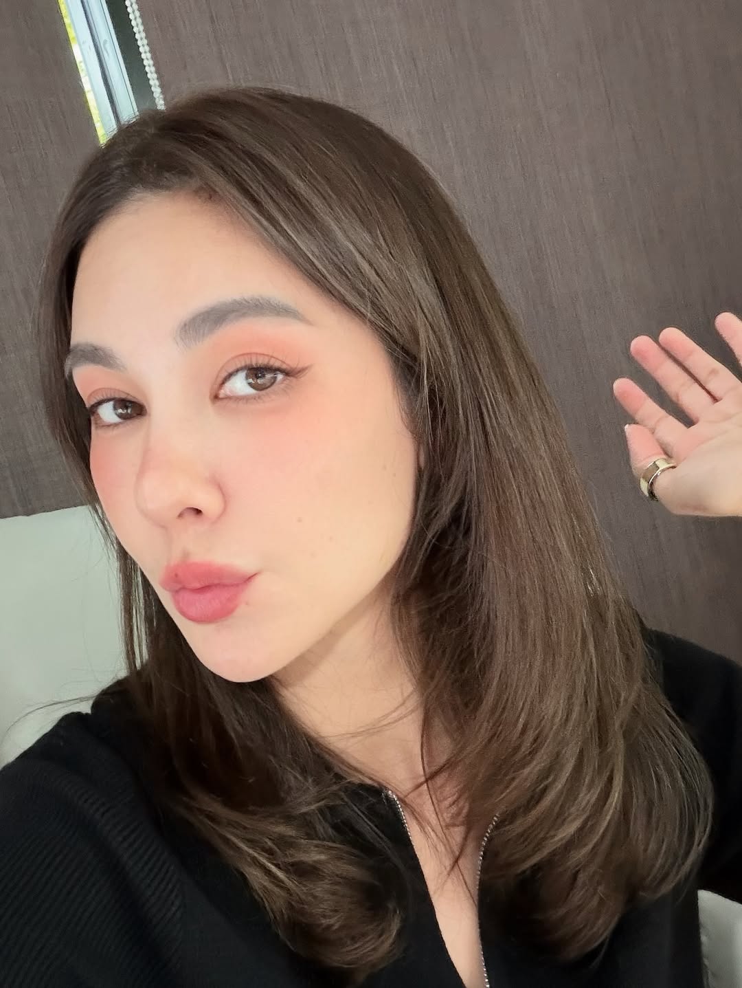 โบว์ - เบญจวรรณ อาร์ตเนอร์
