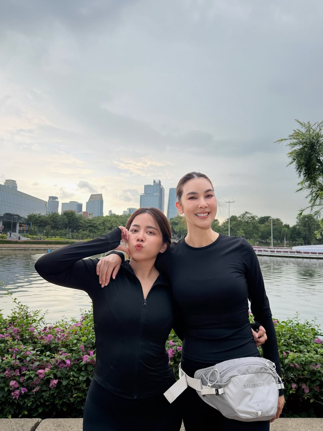 โบว์ - เบญจวรรณ อาร์ตเนอร์