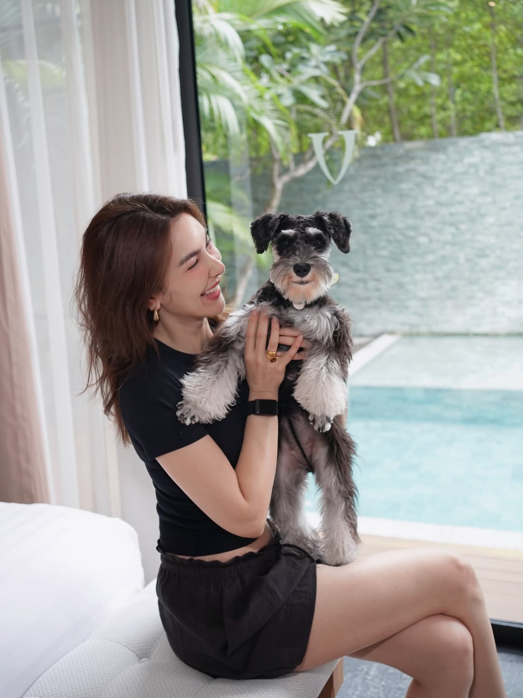 โบว์ - เบญจวรรณ อาร์ตเนอร์