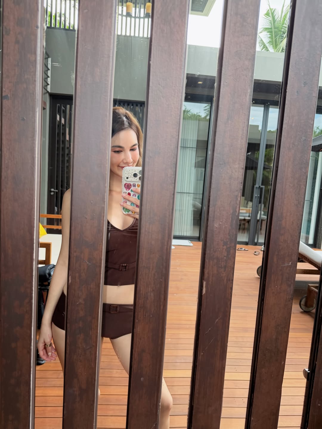 โบว์ - เบญจวรรณ อาร์ตเนอร์