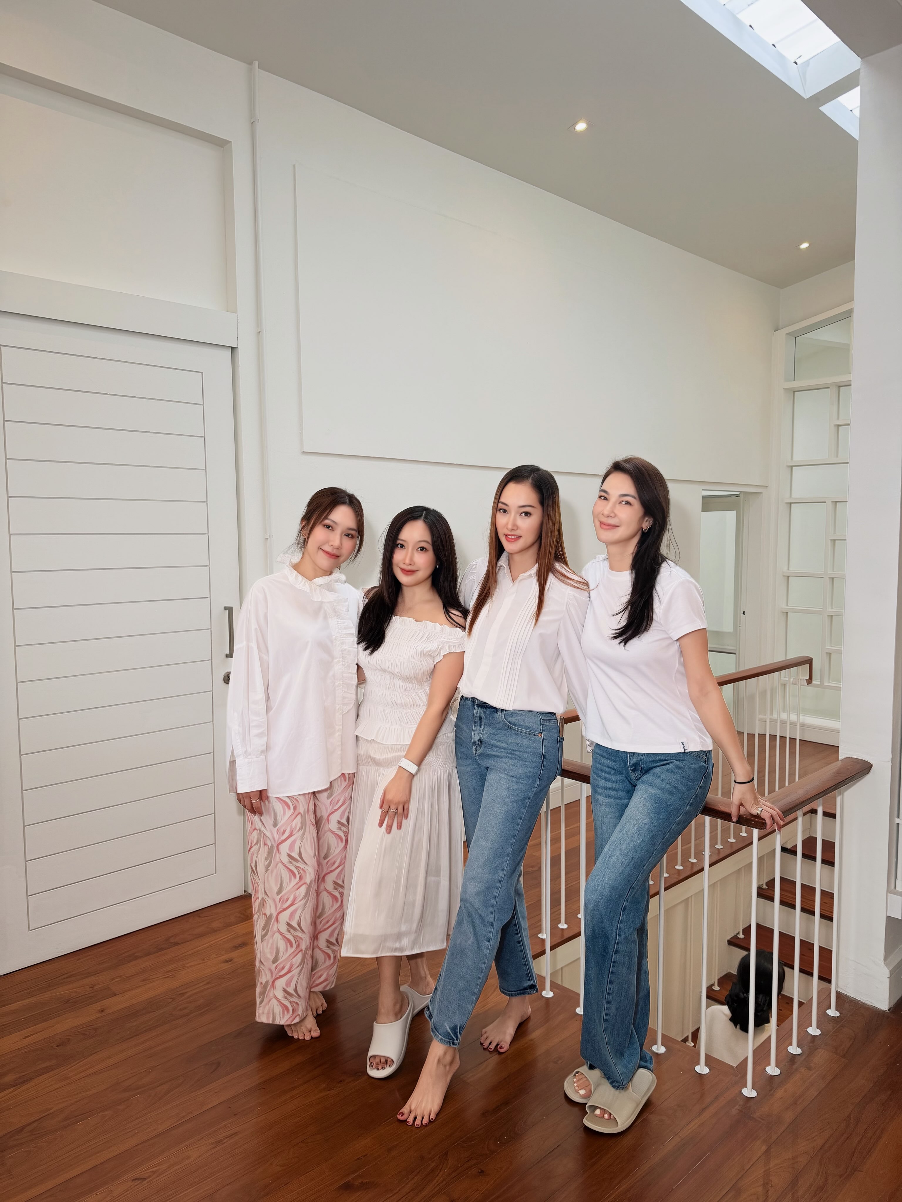 โบว์ - เบญจวรรณ อาร์ตเนอร์